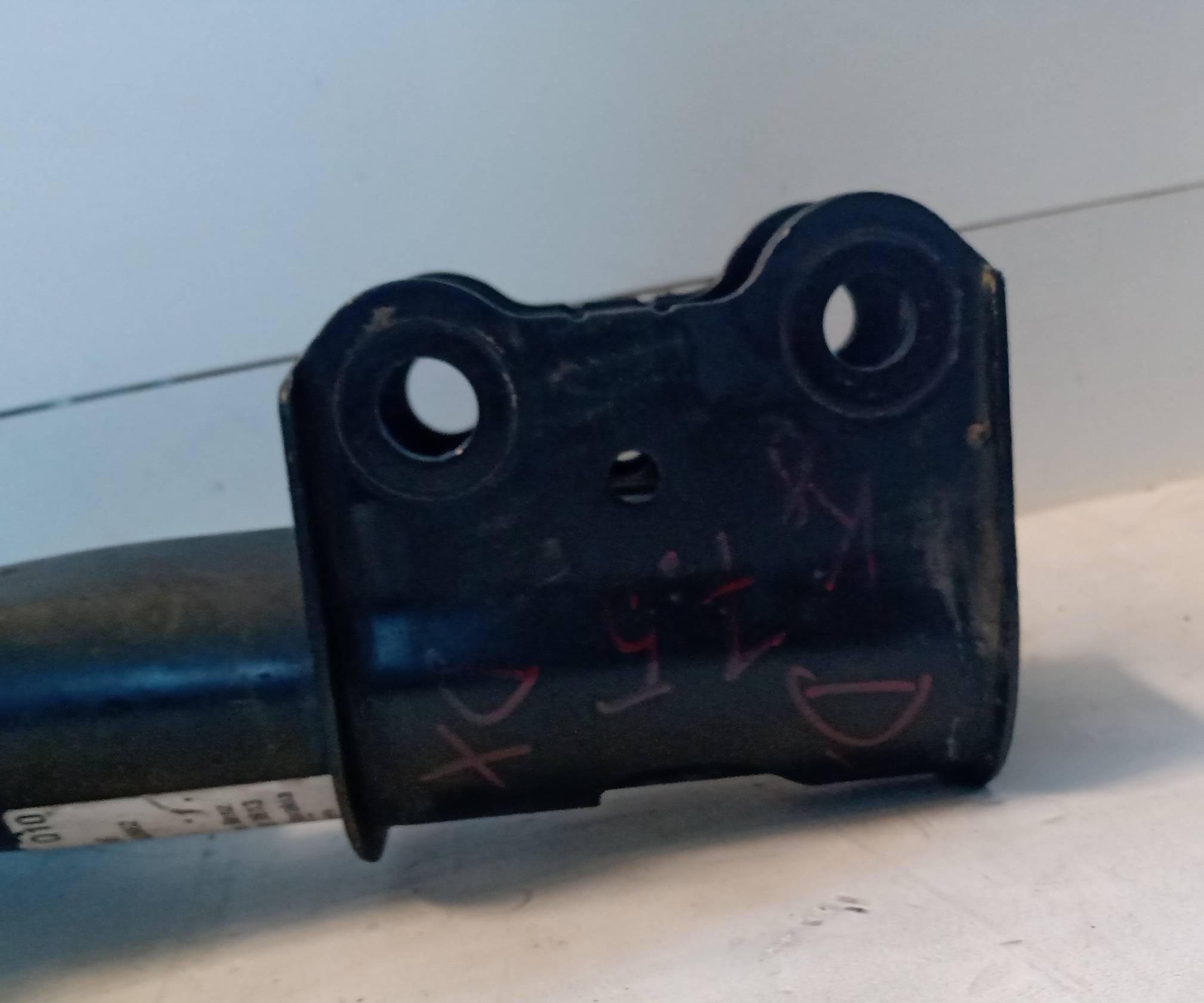 Ammortizzatore anteriore destro