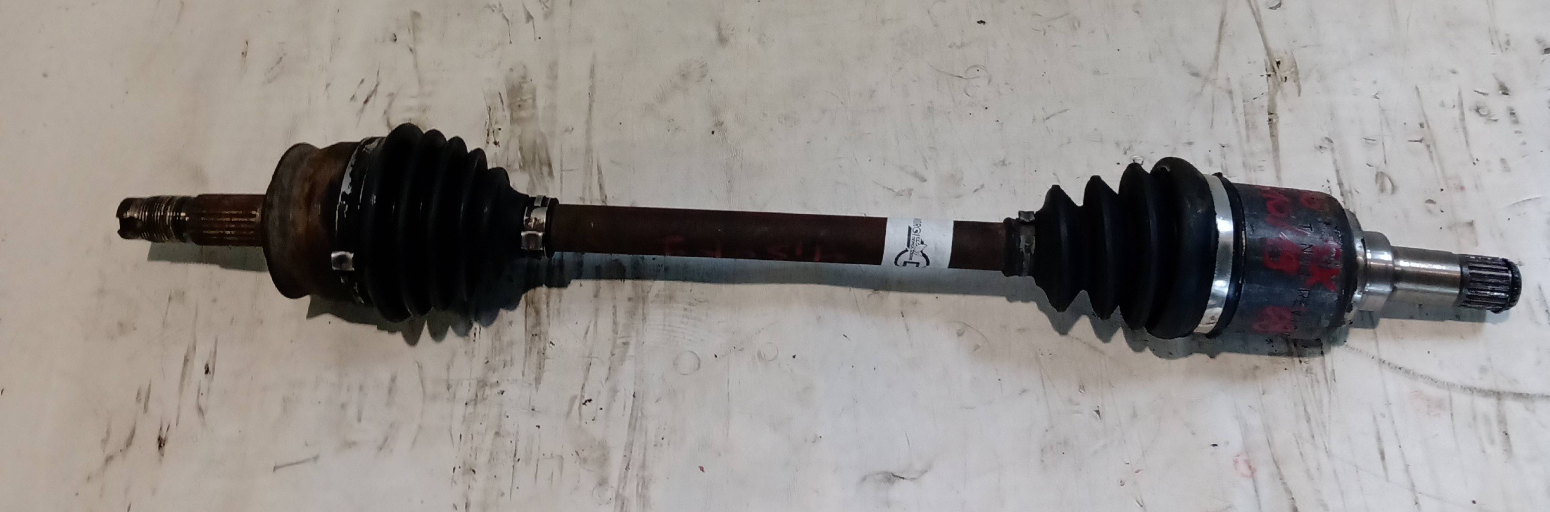 semiasse anteriore sinistro semiasse anteriore sinistro