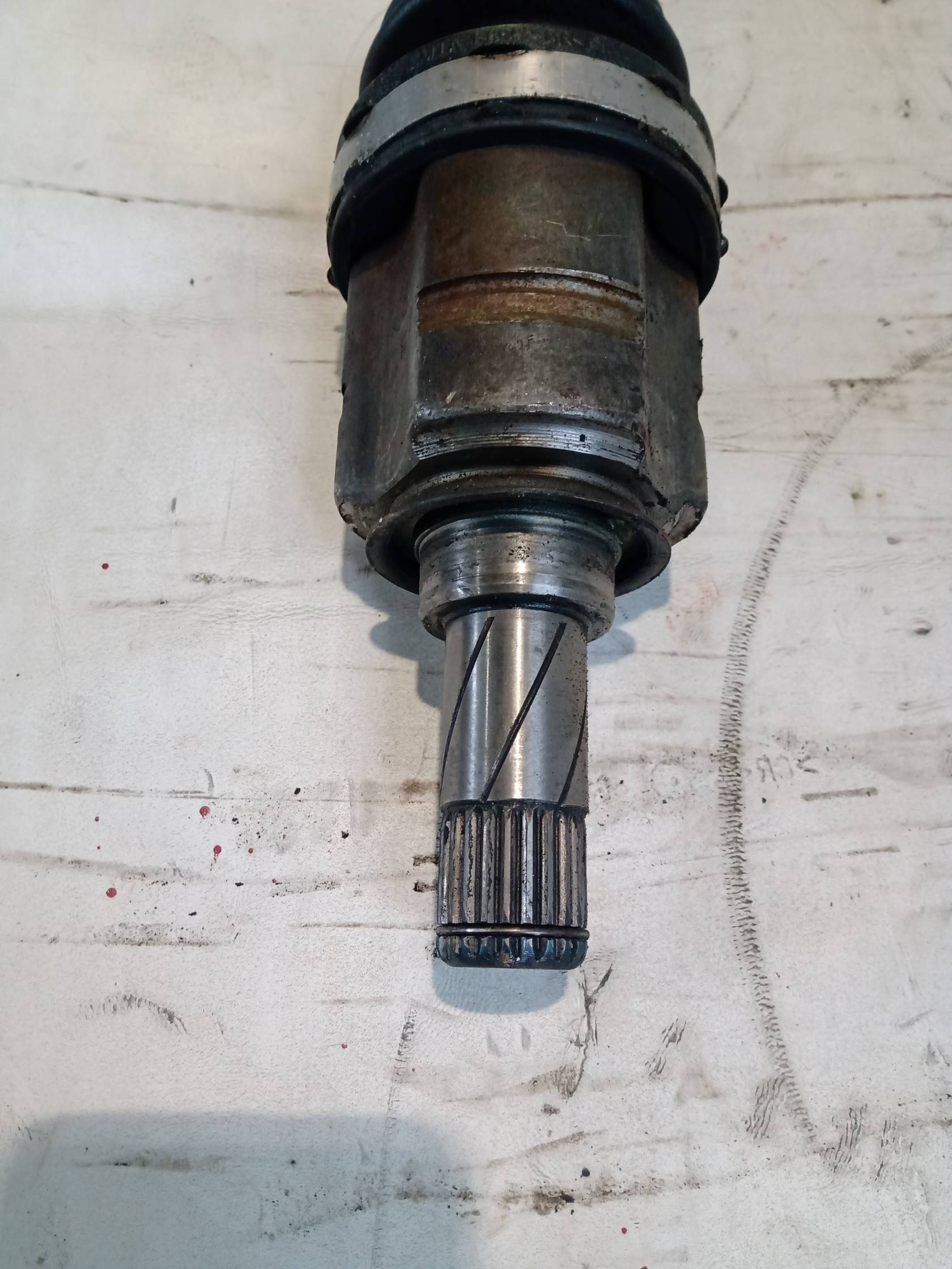 semiasse anteriore sinistro semiasse anteriore sinistro