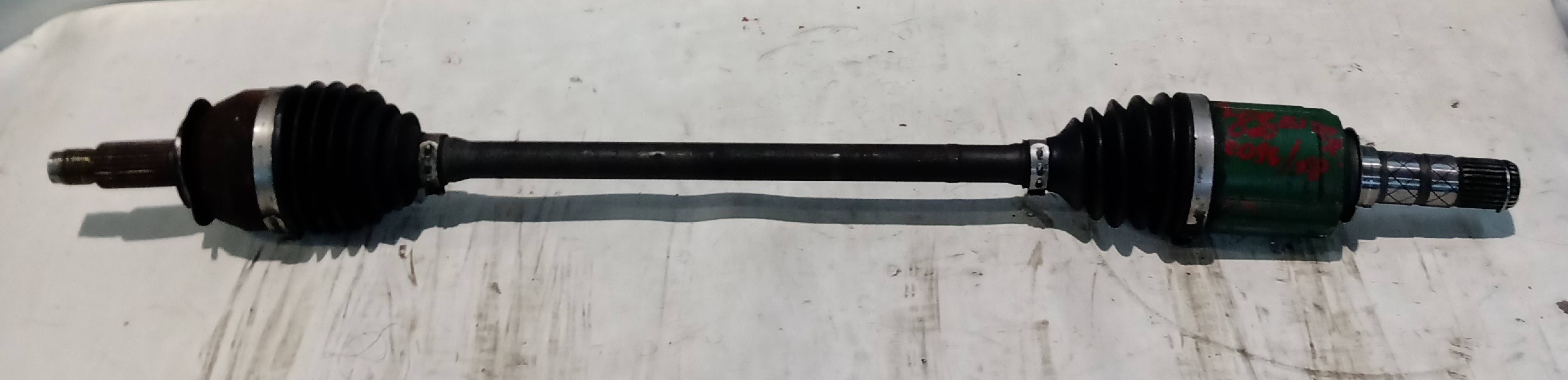 Semiasse anteriore sinistro