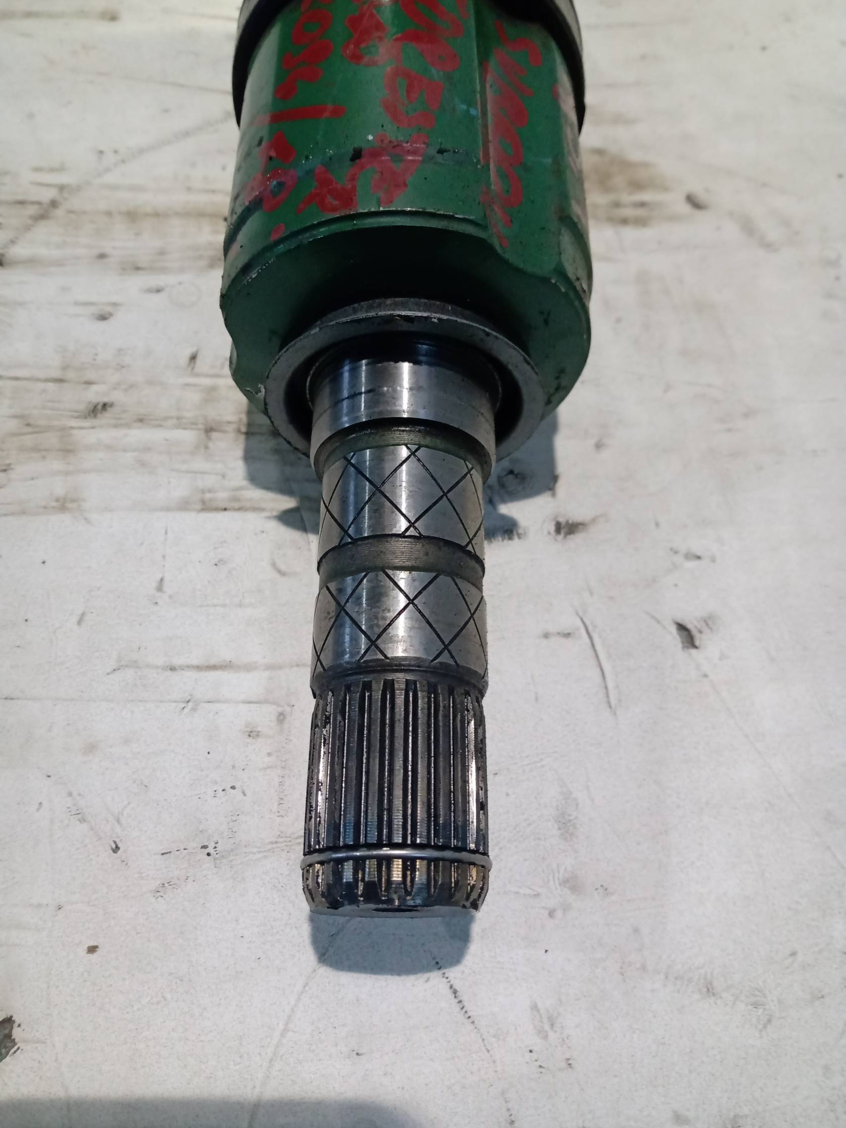 Semiasse anteriore sinistro