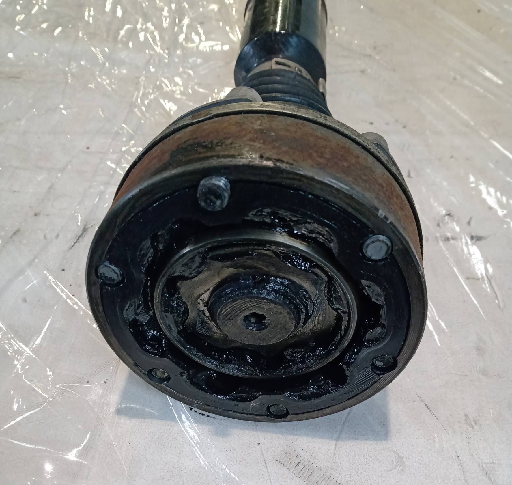 Semiasse anteriore destro