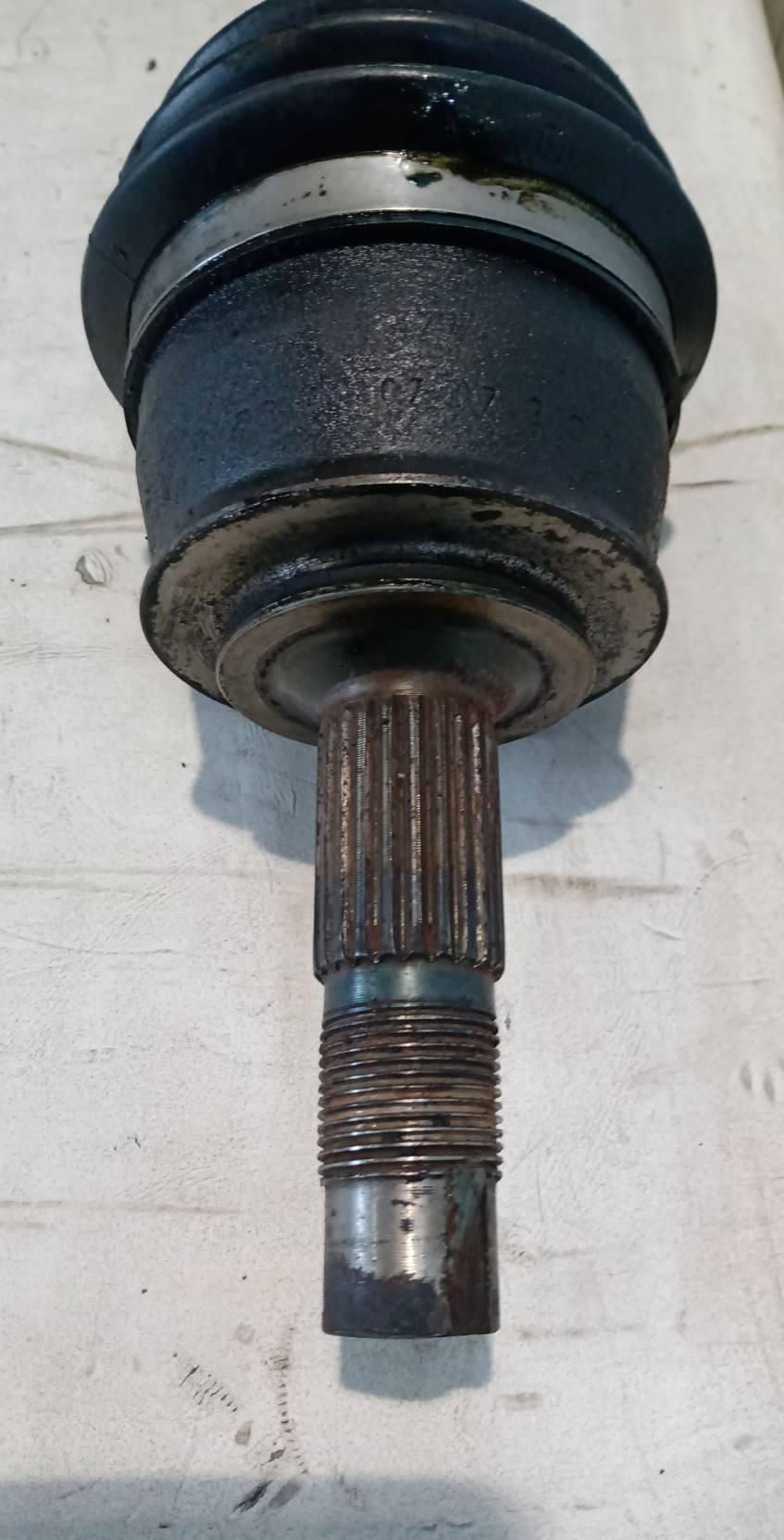 Semiasse anteriore sinistro