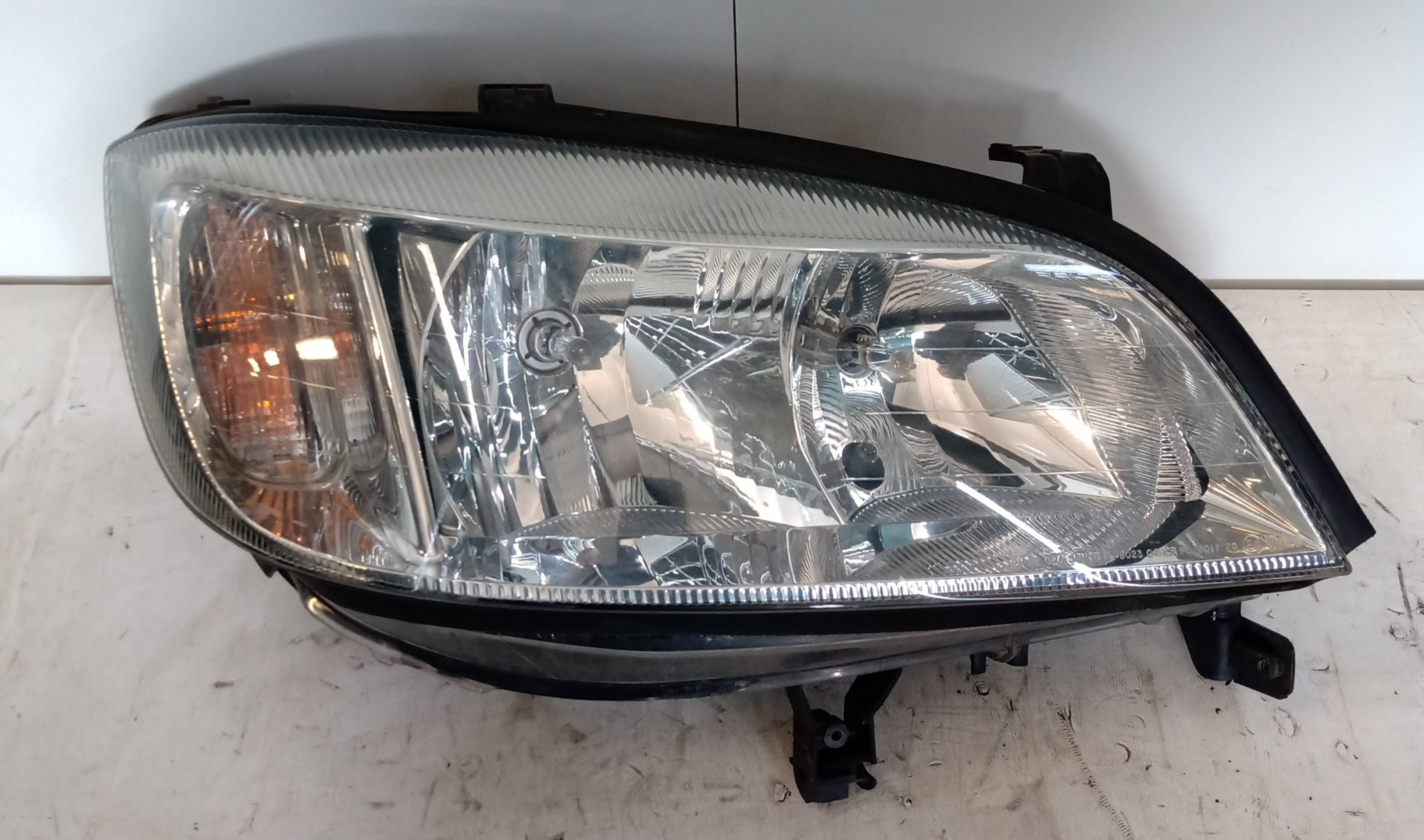 Fanale anteriore destro