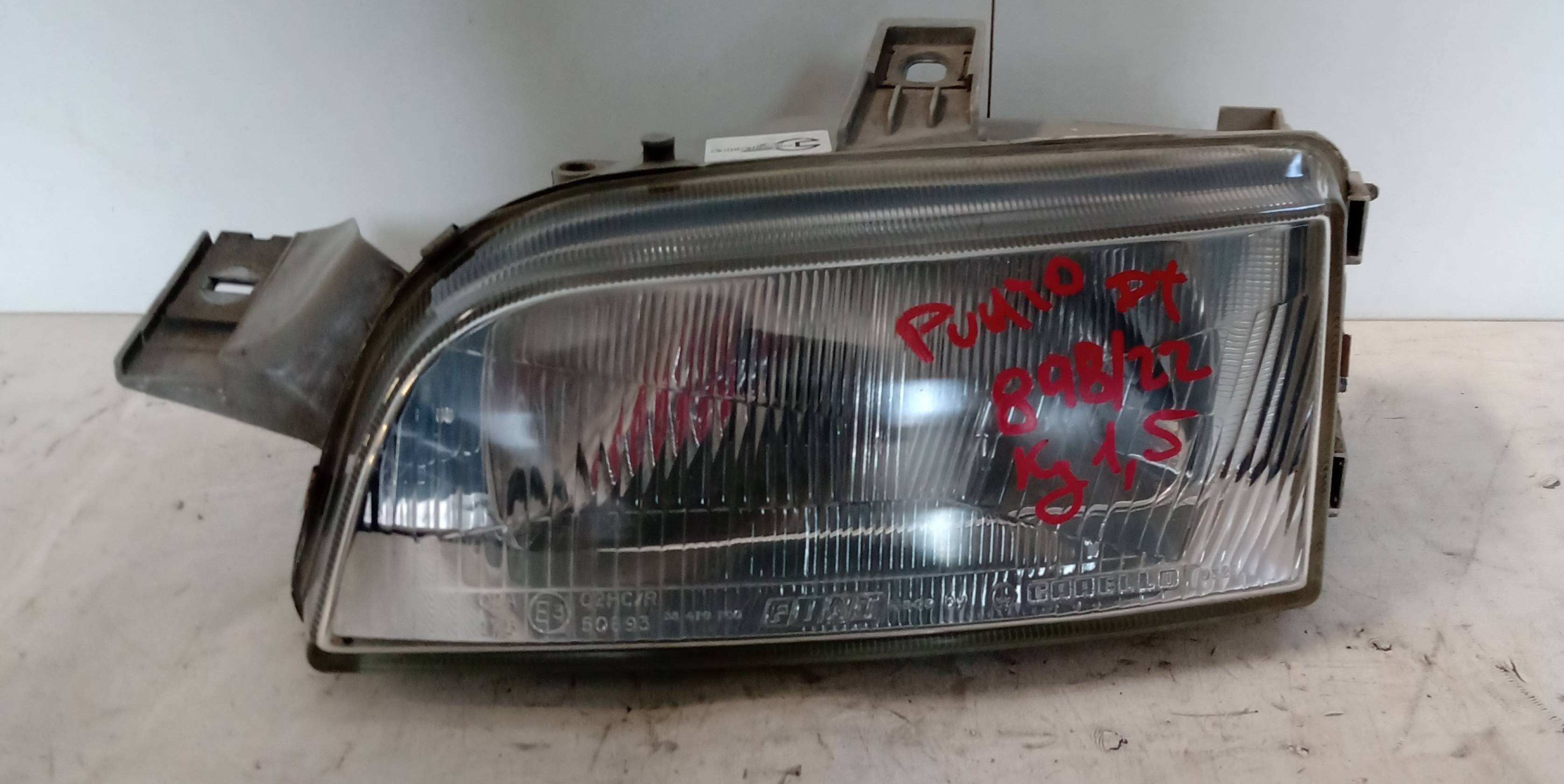 Fanale anteriore sinistro