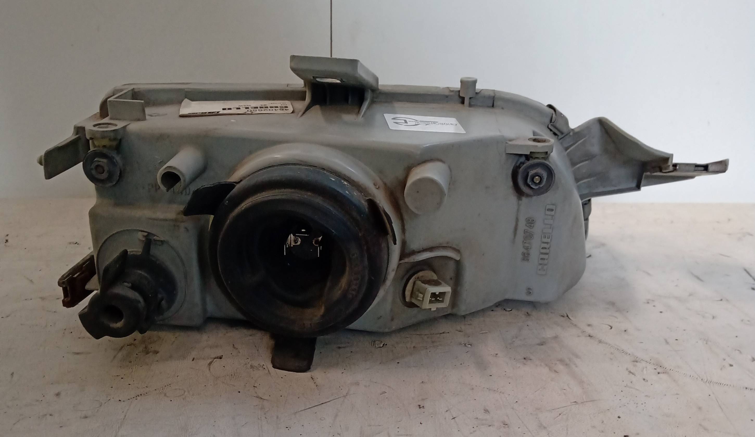 Fanale anteriore sinistro