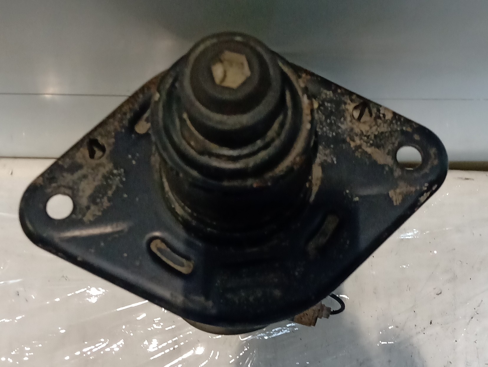 Ammortizzatore posteriore sinistro