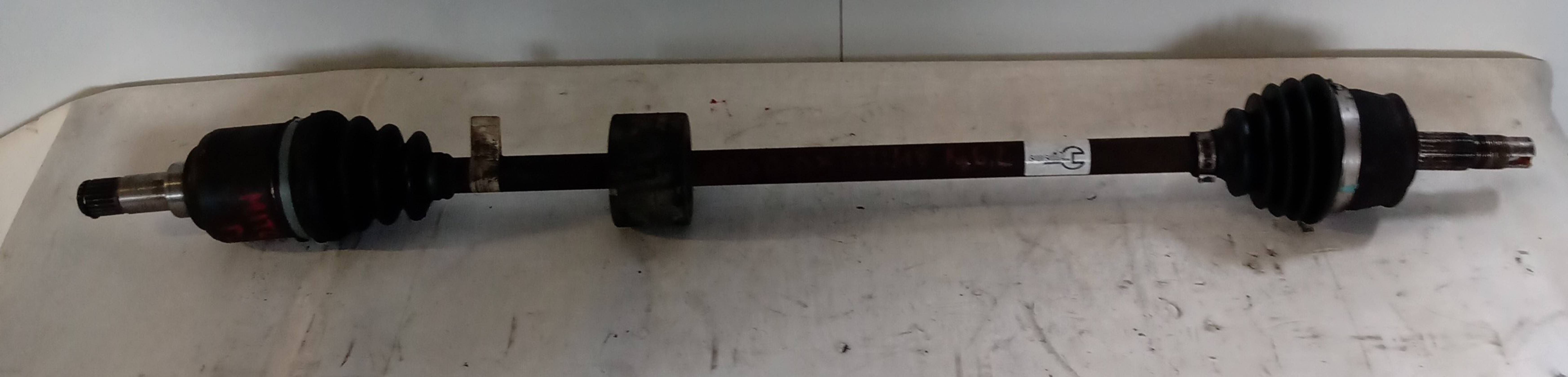 Semiasse anteriore destro 