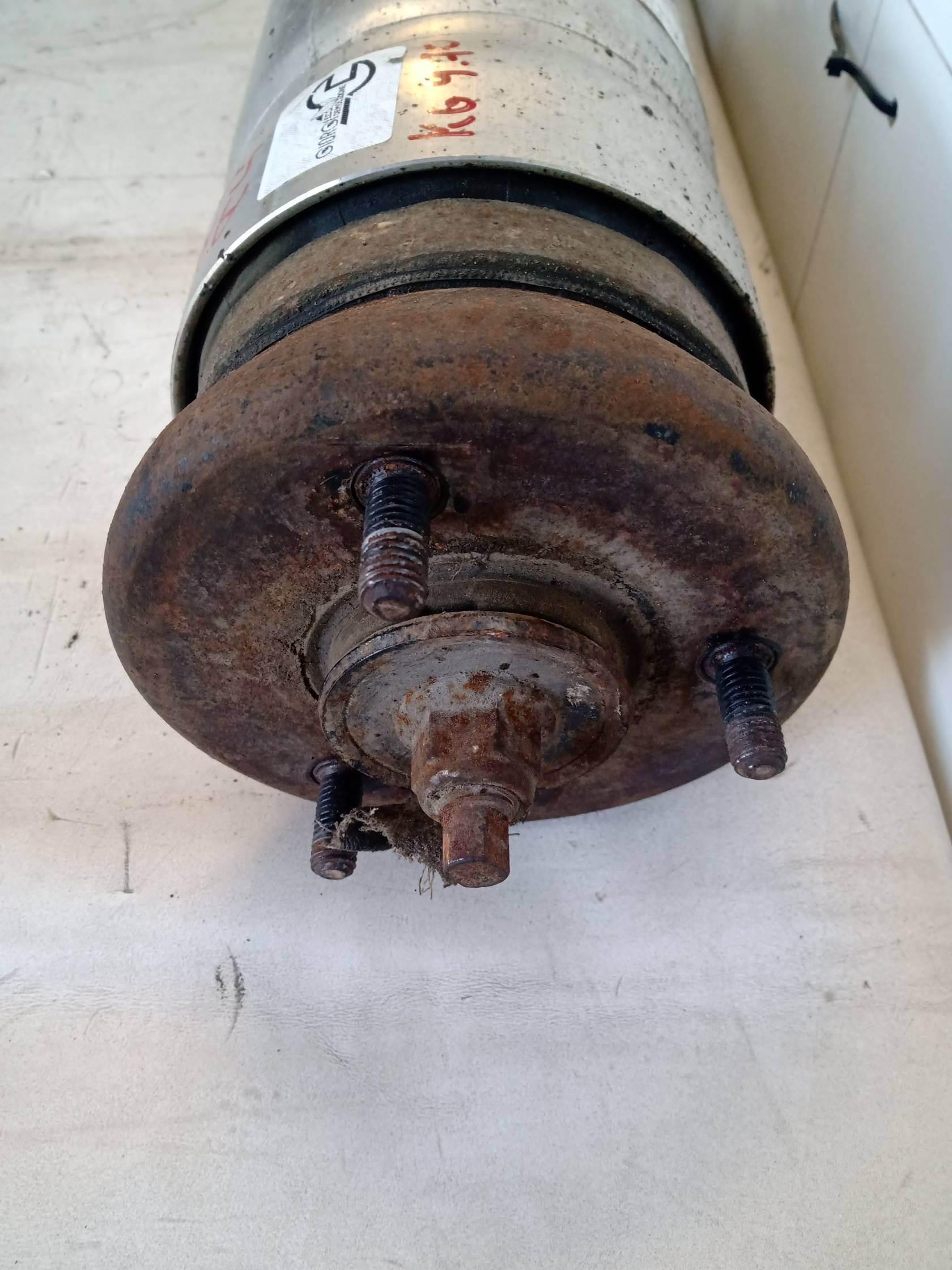 Ammortizzatore anteriore sinistro