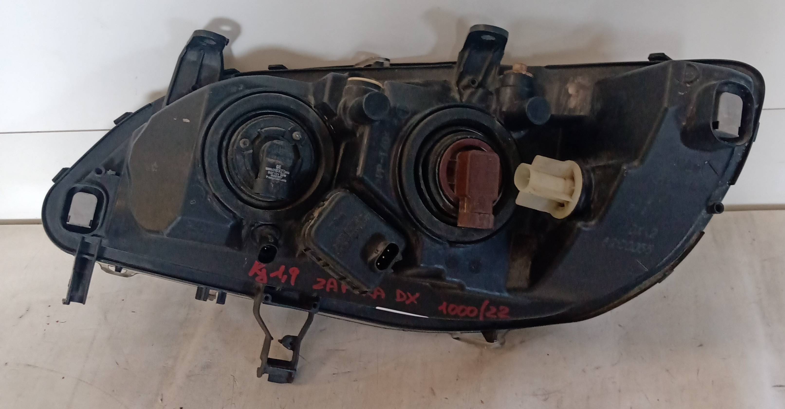 Fanale anteriore destro