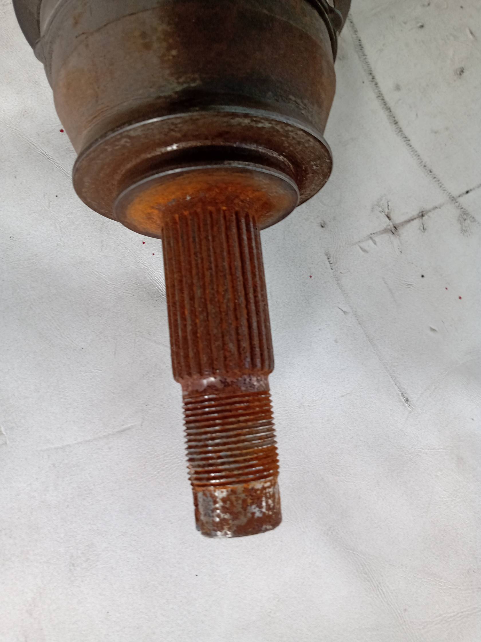 Semiasse anteriore destro Semiasse anteriore destro