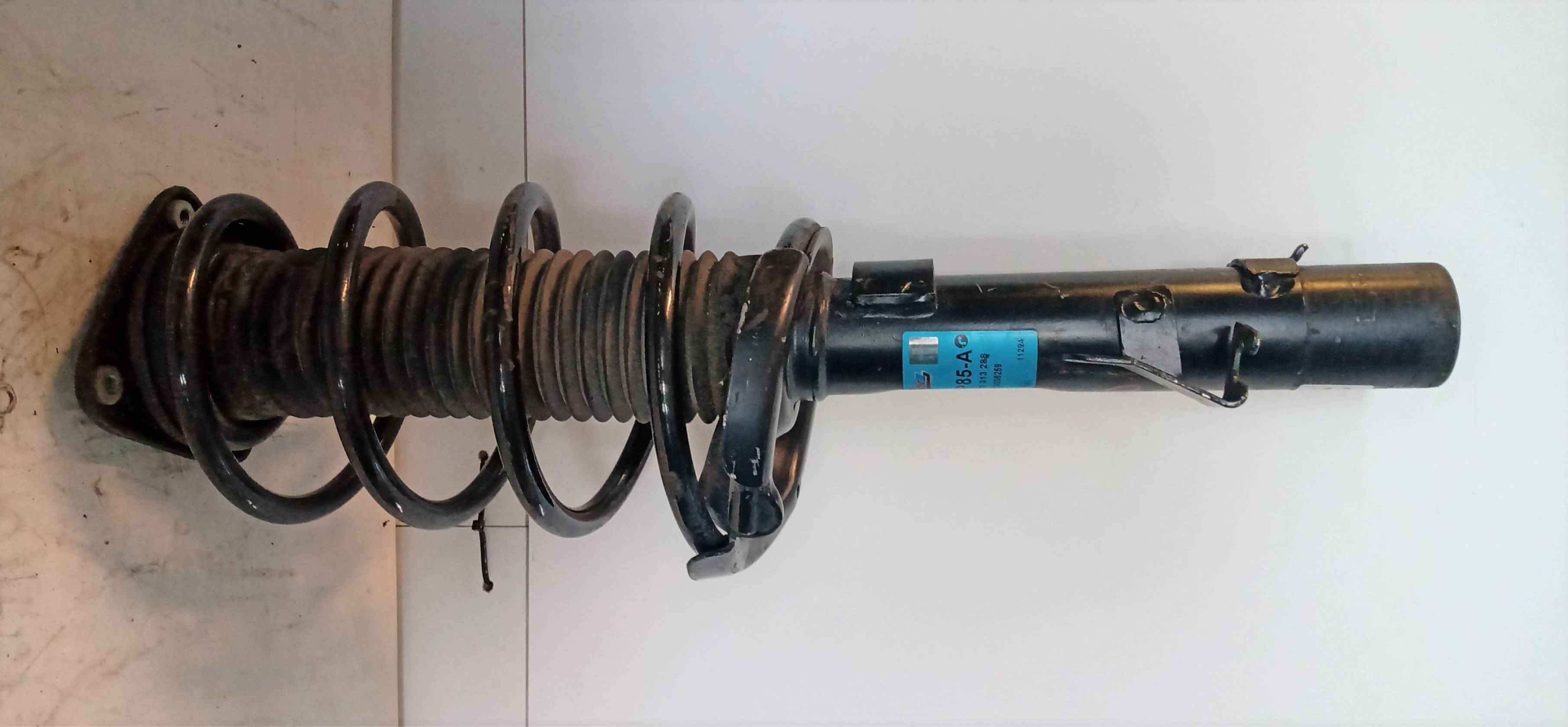 Ammortizzatore anteriore destro