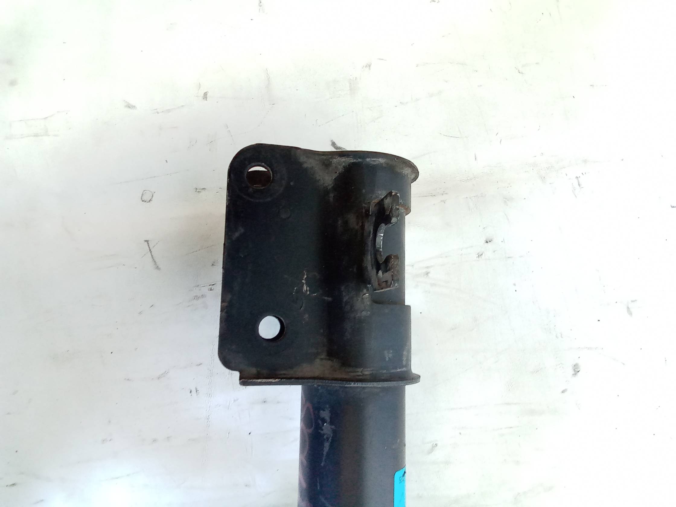 Ammortizzatore anteriore destro