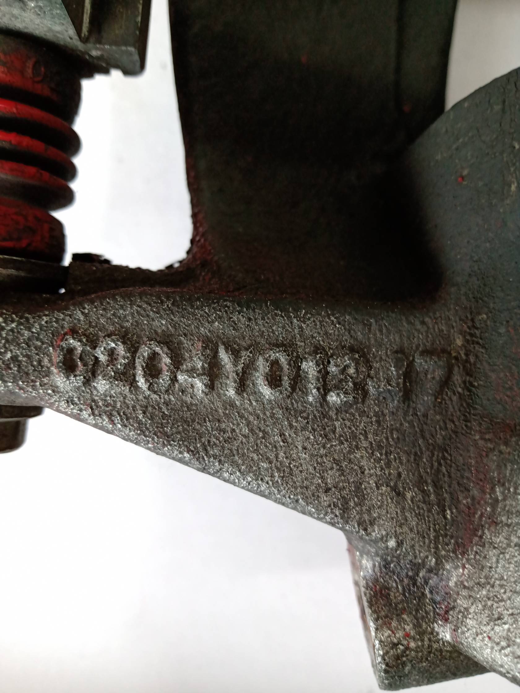 Pinza freno anteriore destra