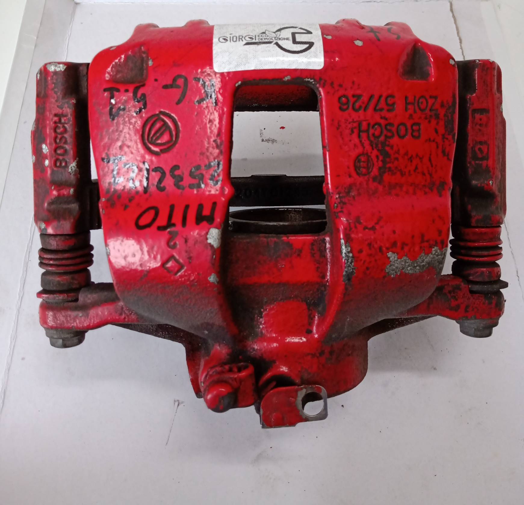 Pinza freno anteriore sinistra