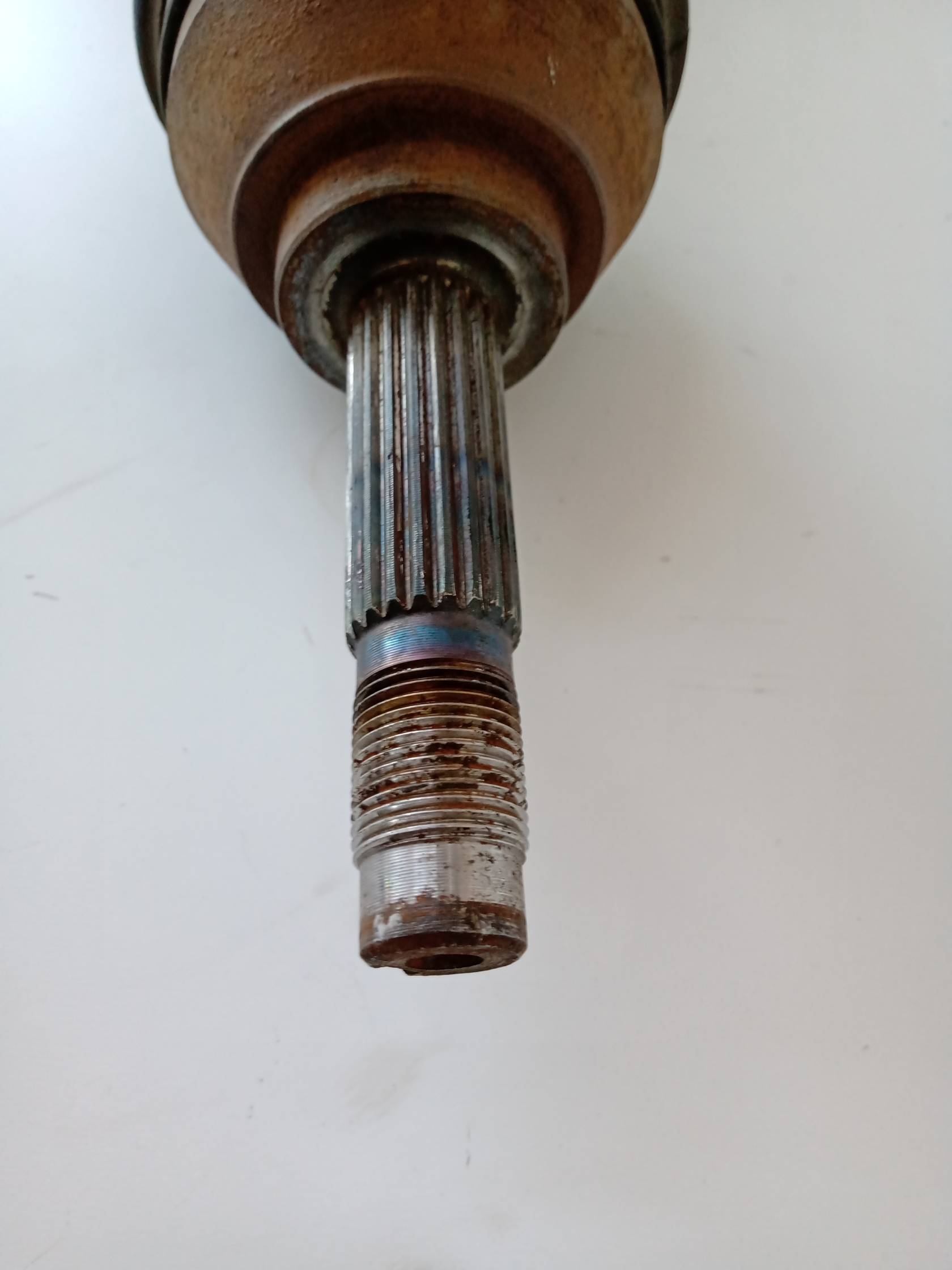 Semiasse anteriore destro Semiasse anteriore destro