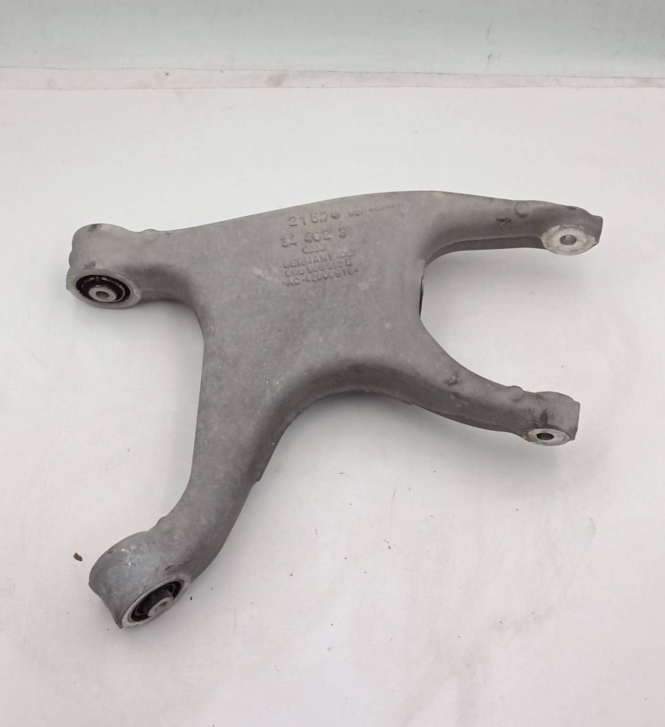 Braccio oscillante posteriore destro