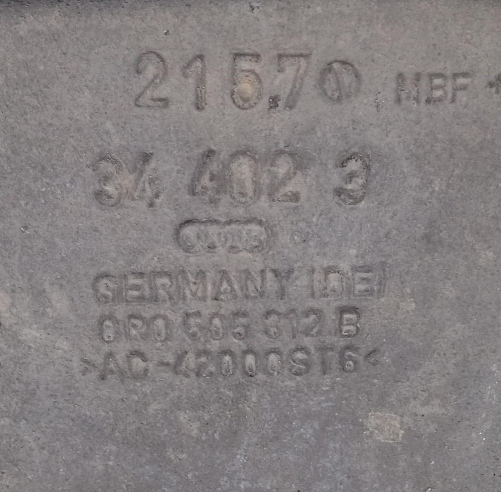 Braccio oscillante posteriore destro