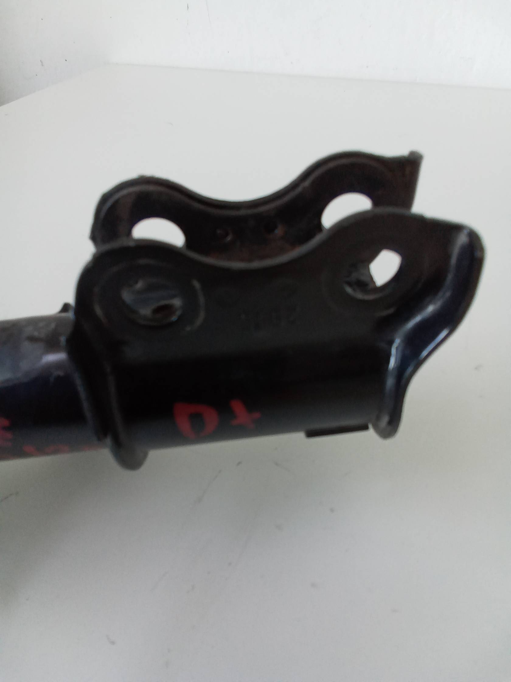 Ammortizzatore anteriore destro