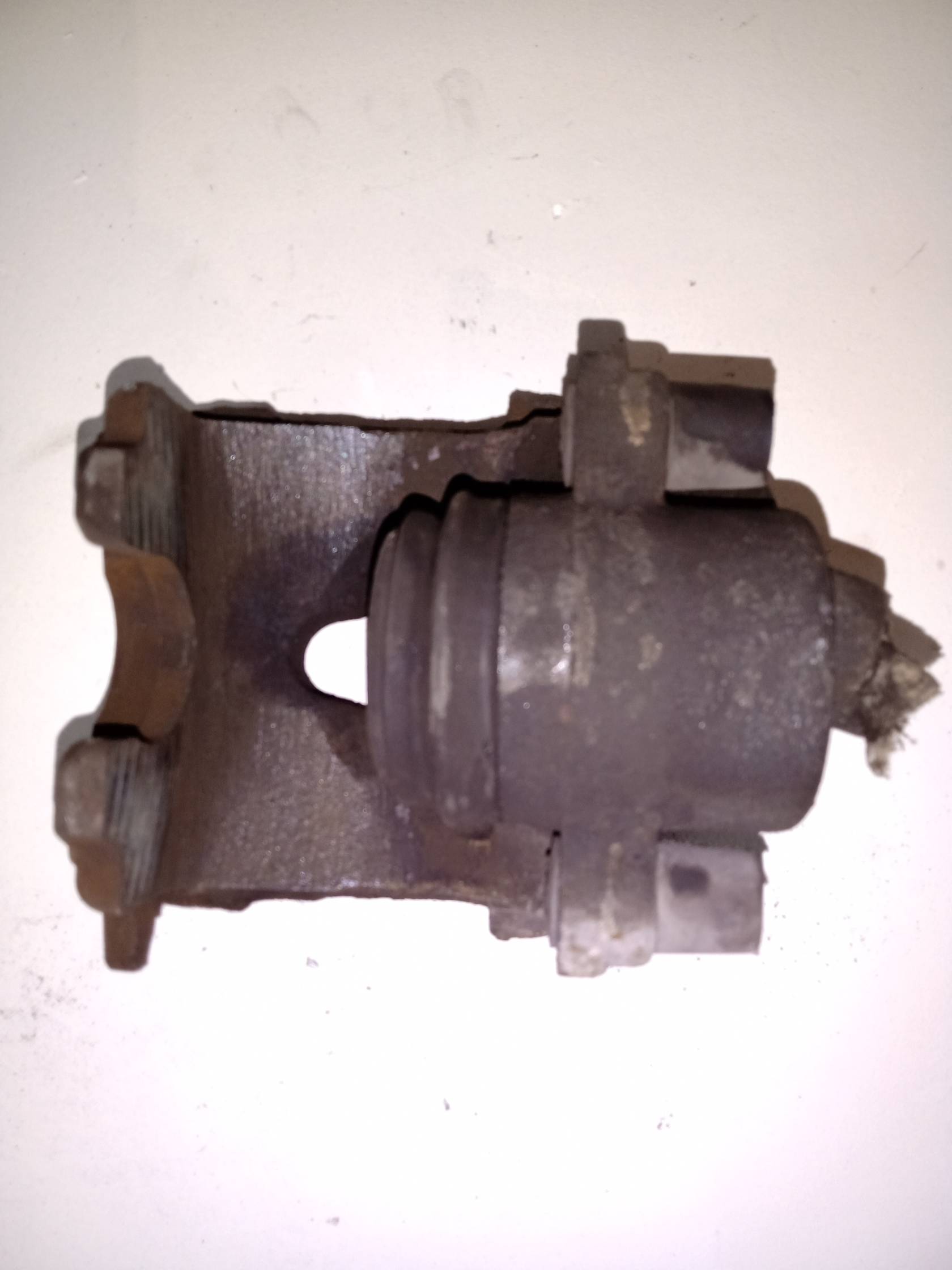 Pinza freno anteriroe sinistra Pinza freno anteriroe sinistra