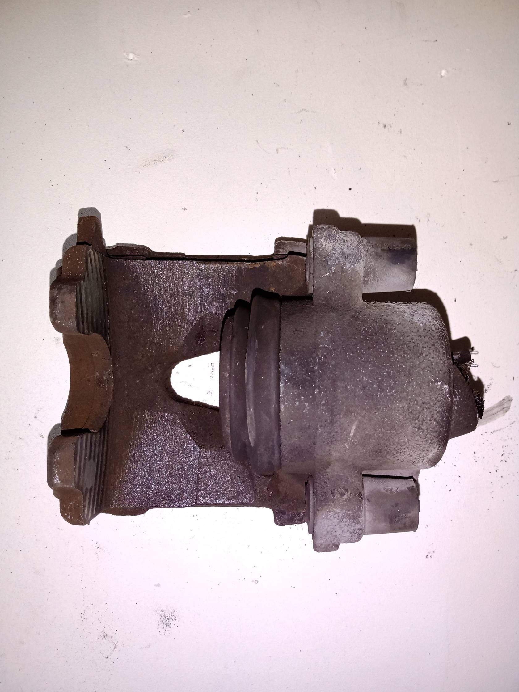 Pinza freno anteriore destra