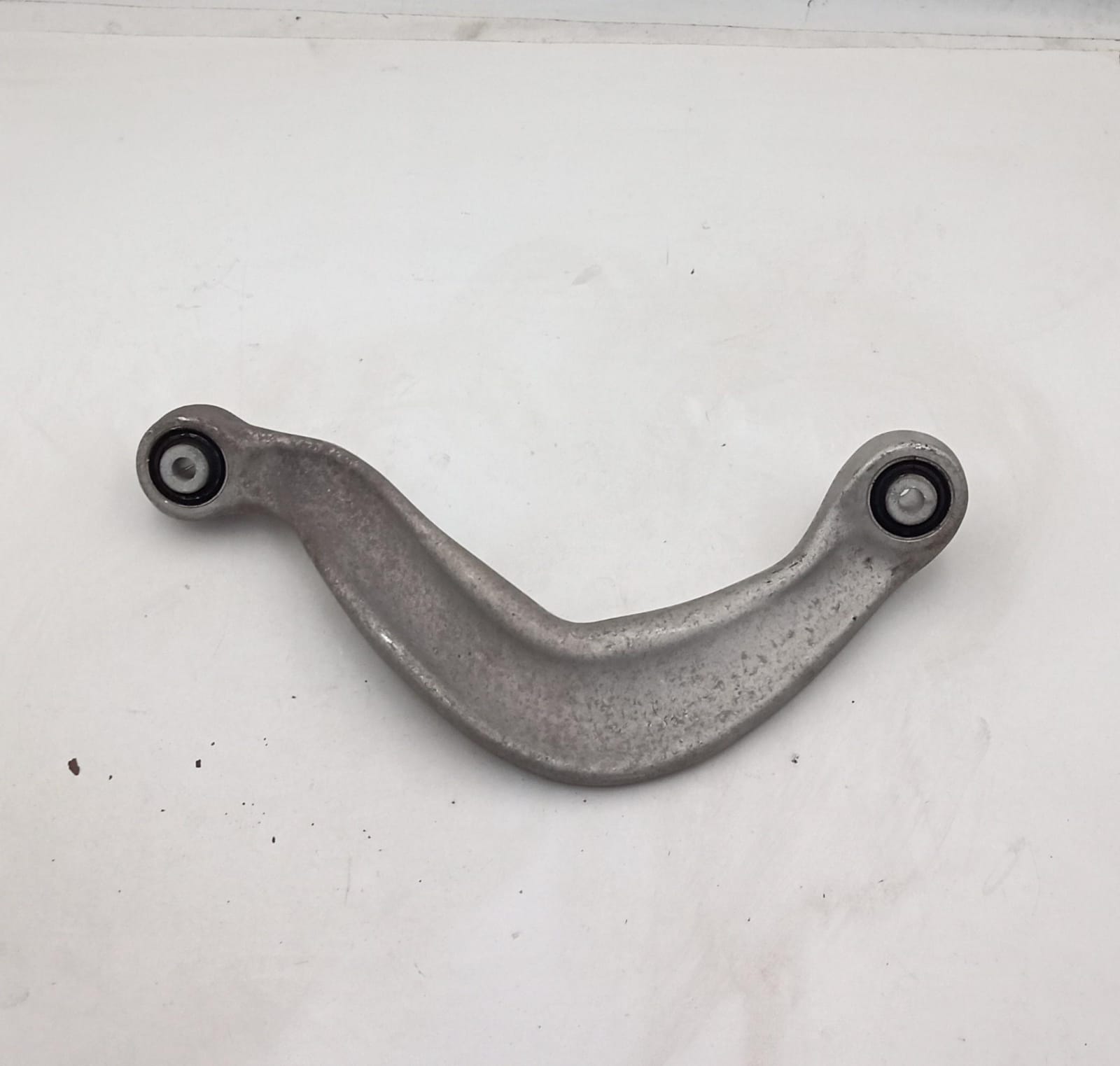 Braccio oscillante posteriore sinistro