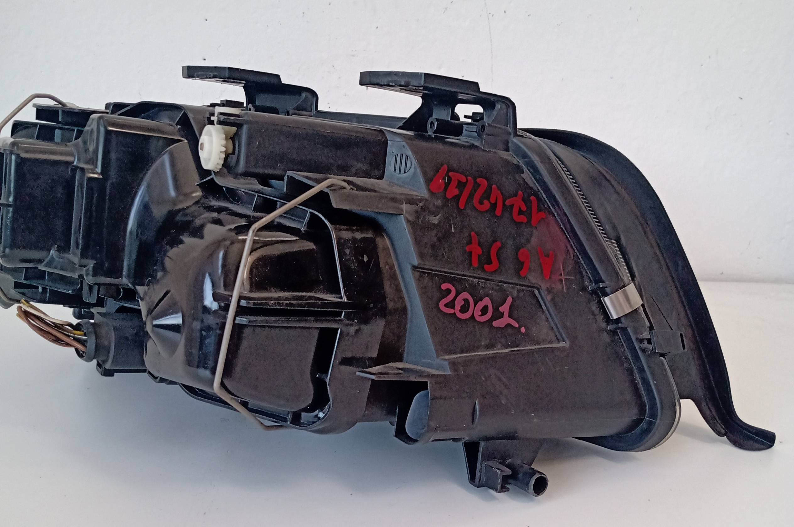 Fanale anteriore sinistro