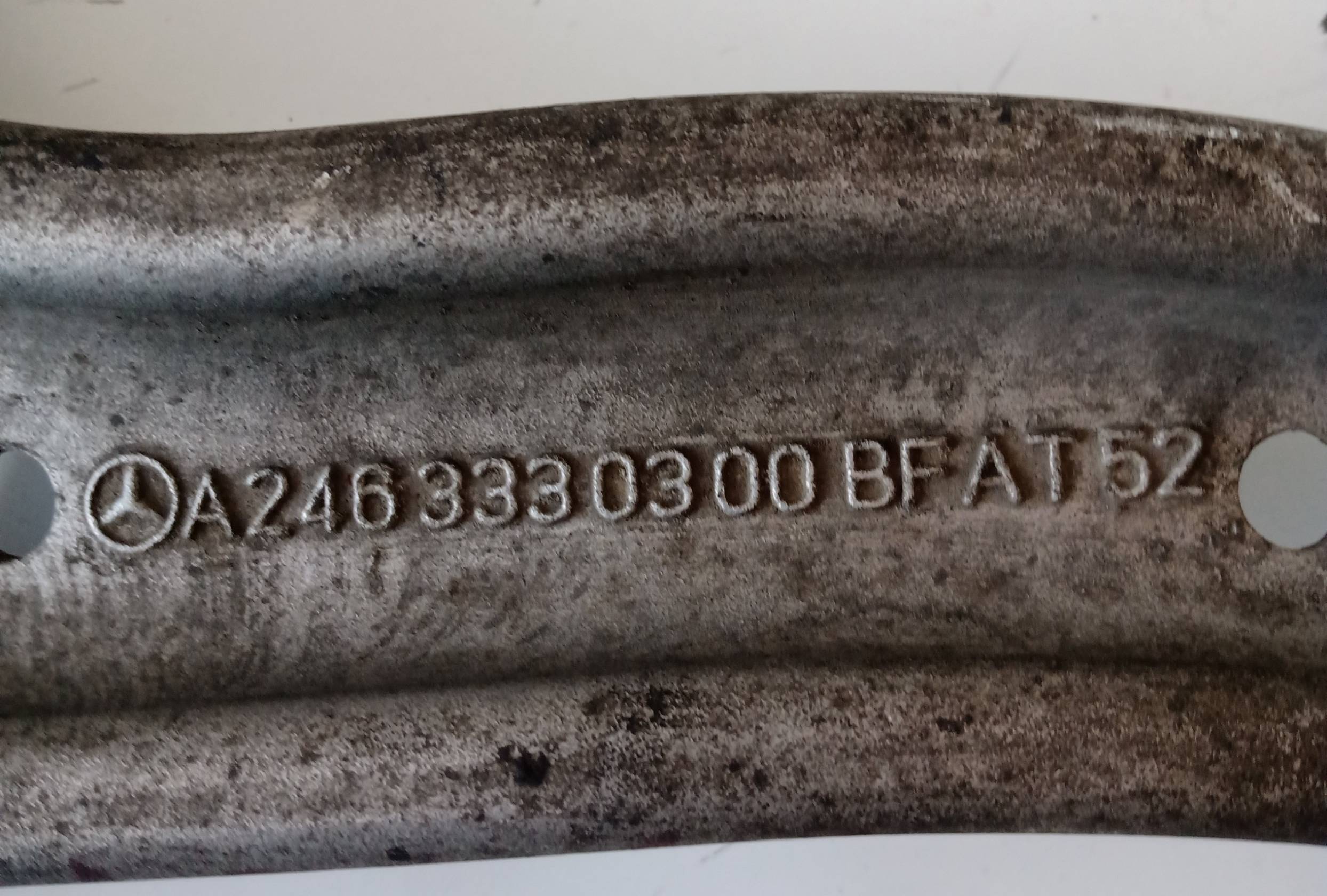 Braccio oscillante anteriore sinistro