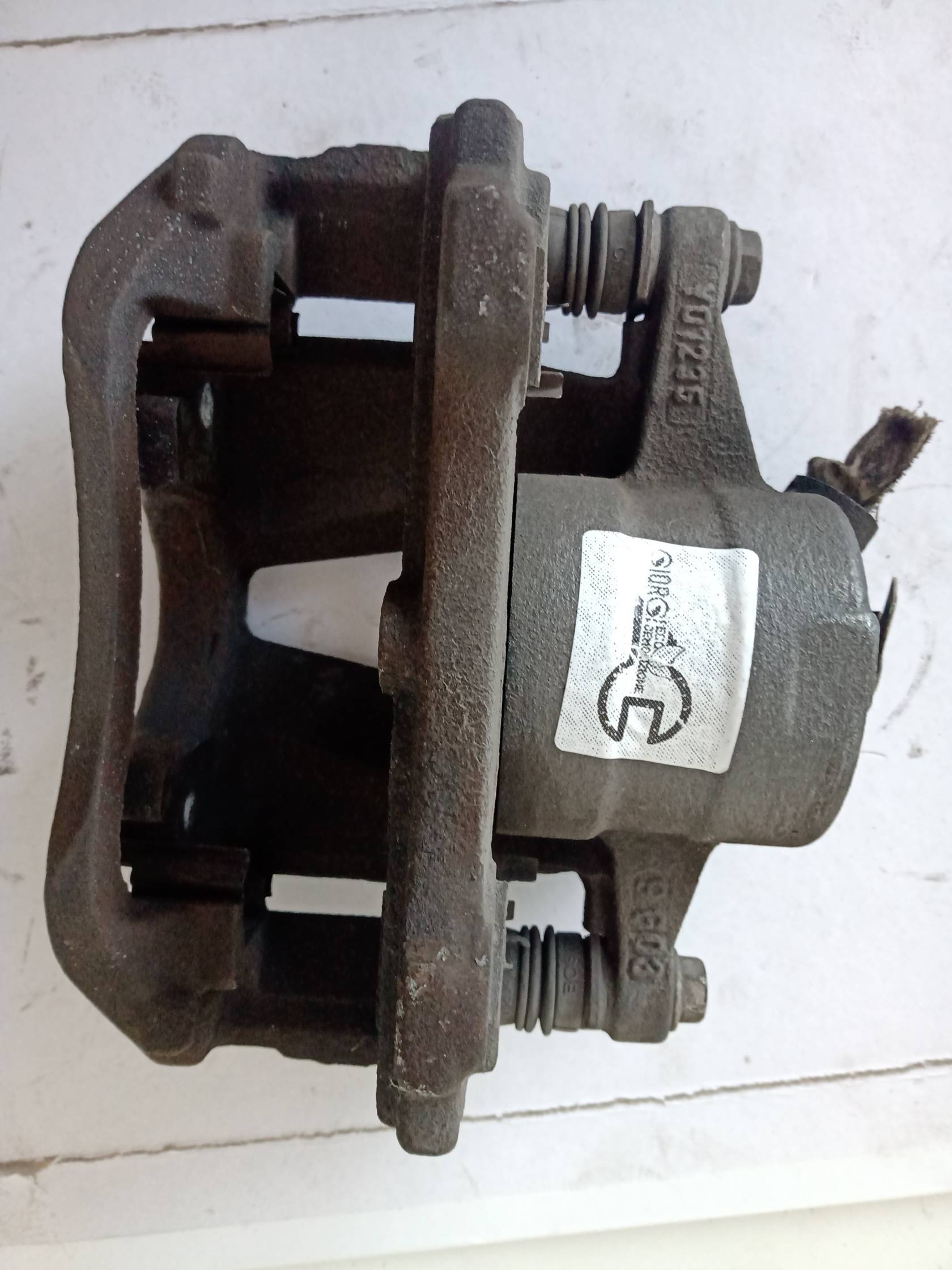 Pinza freno anteriore sinistra