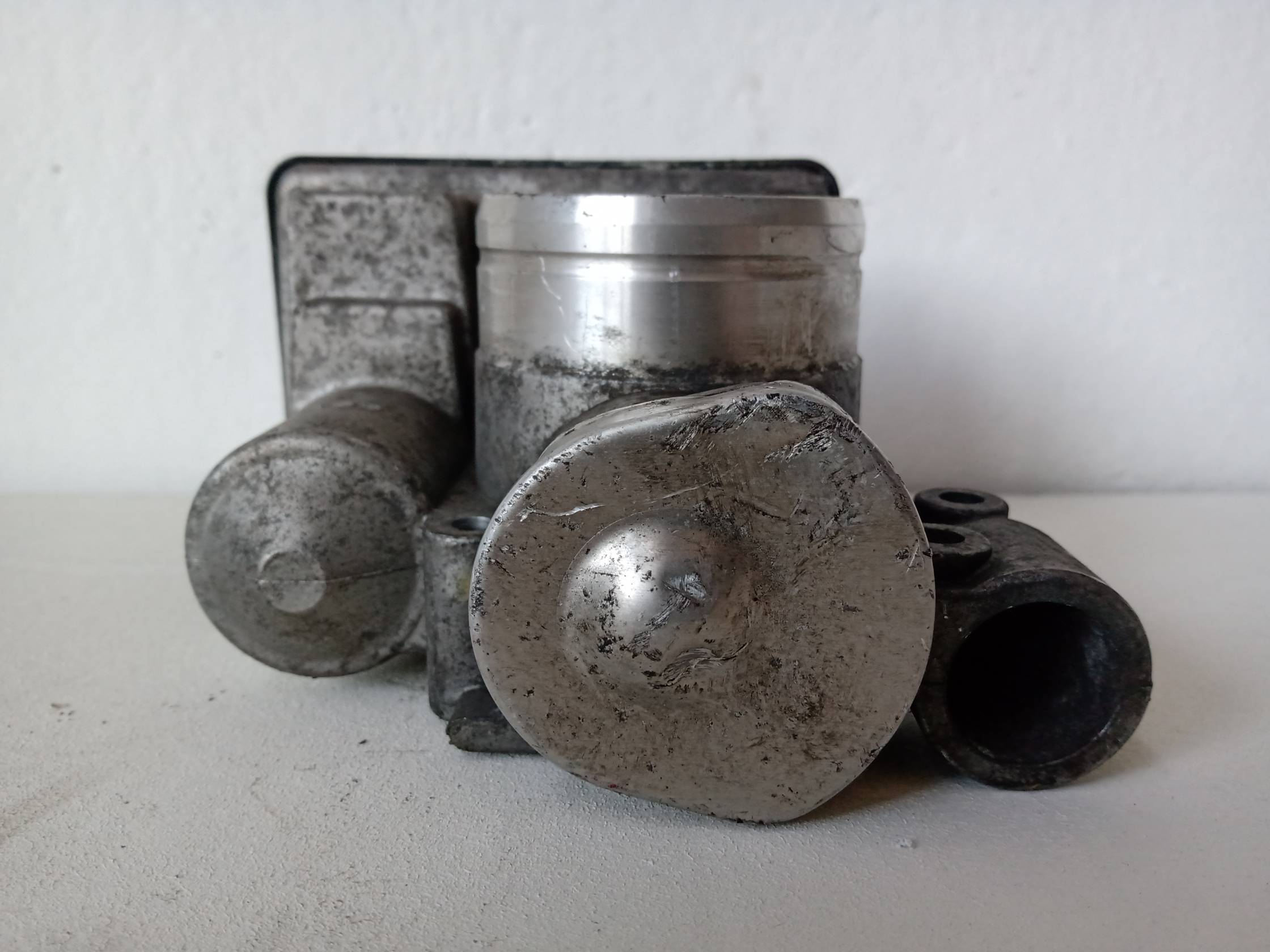 Corpo farfallato Corpo farfallato