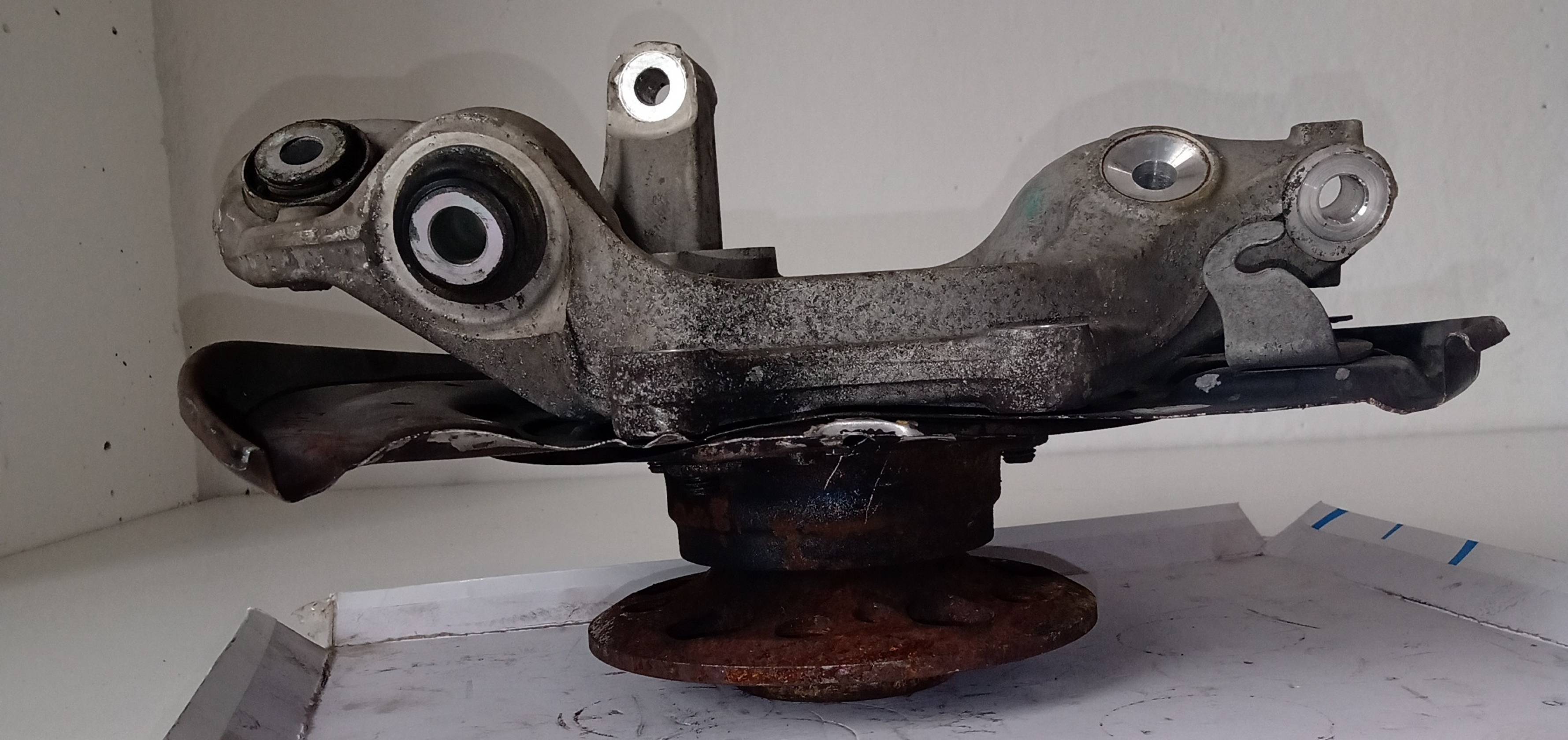 Mozzo posteriore destro