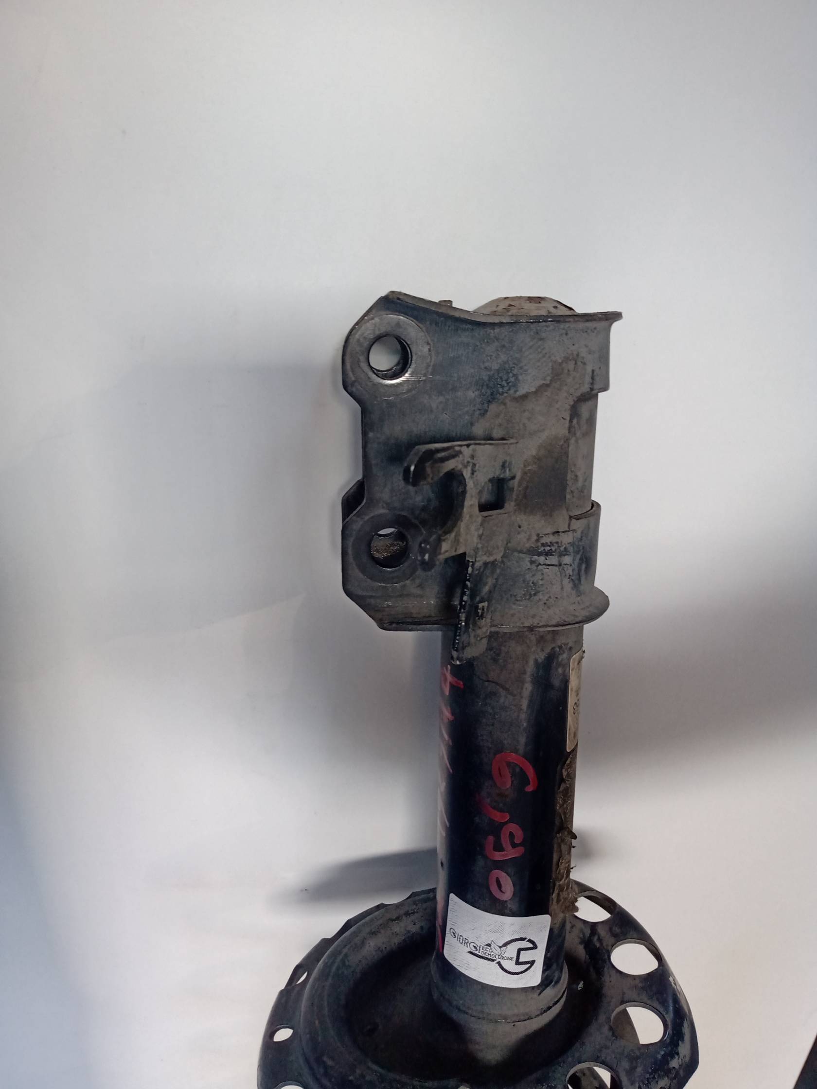 Ammortizzatore anteriore sinistro