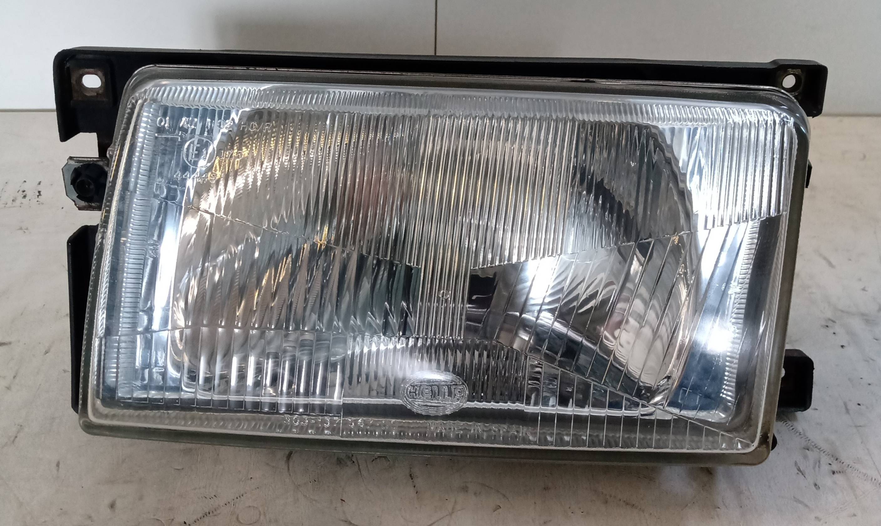 Fanale anteriore sinistro