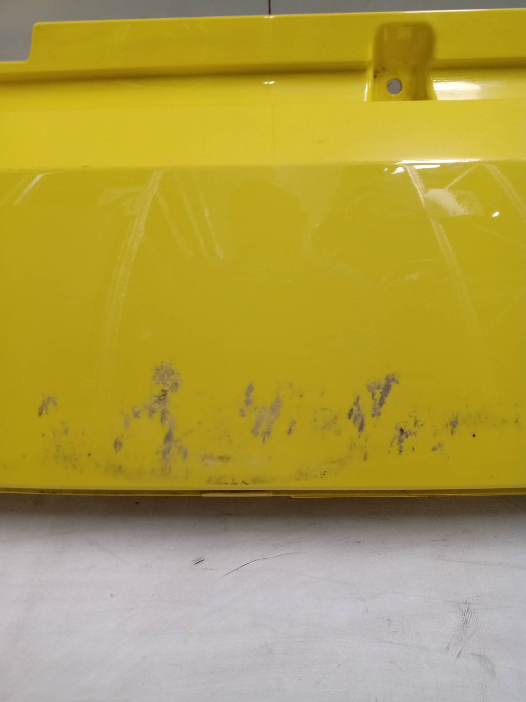 Paraurti posteriore centrale