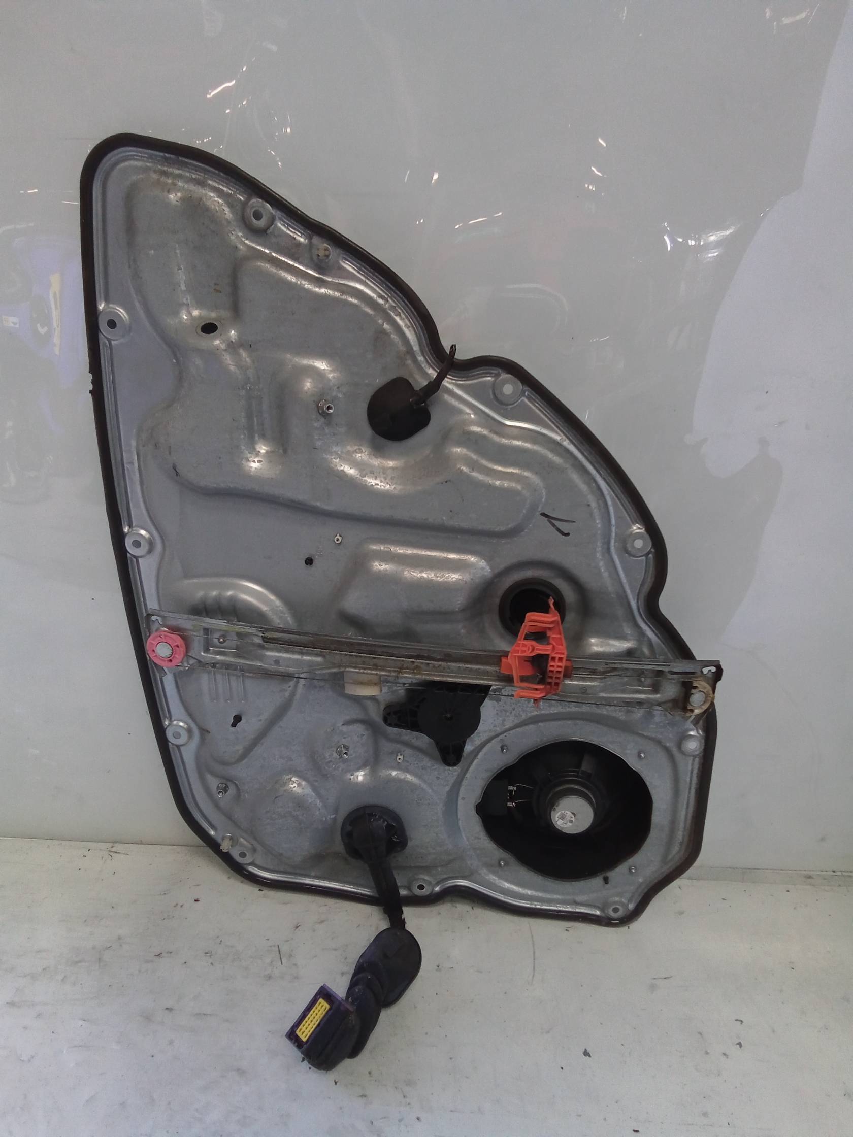 Alzacristallo elettr. porta post. con motorino sx.