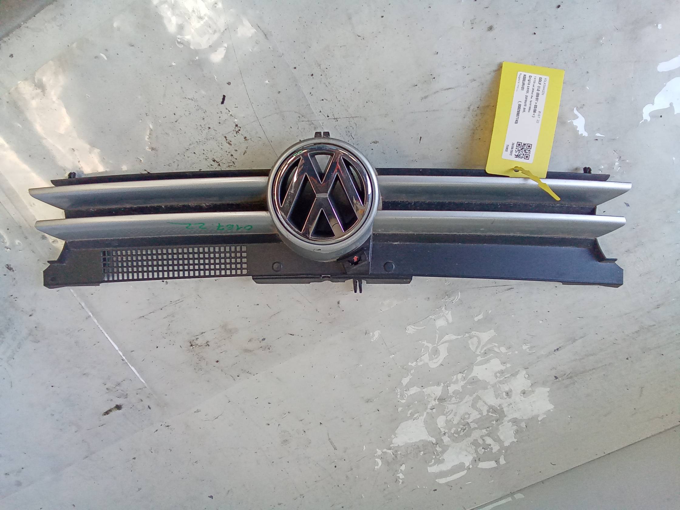 Griglia centr. paraurti ant.