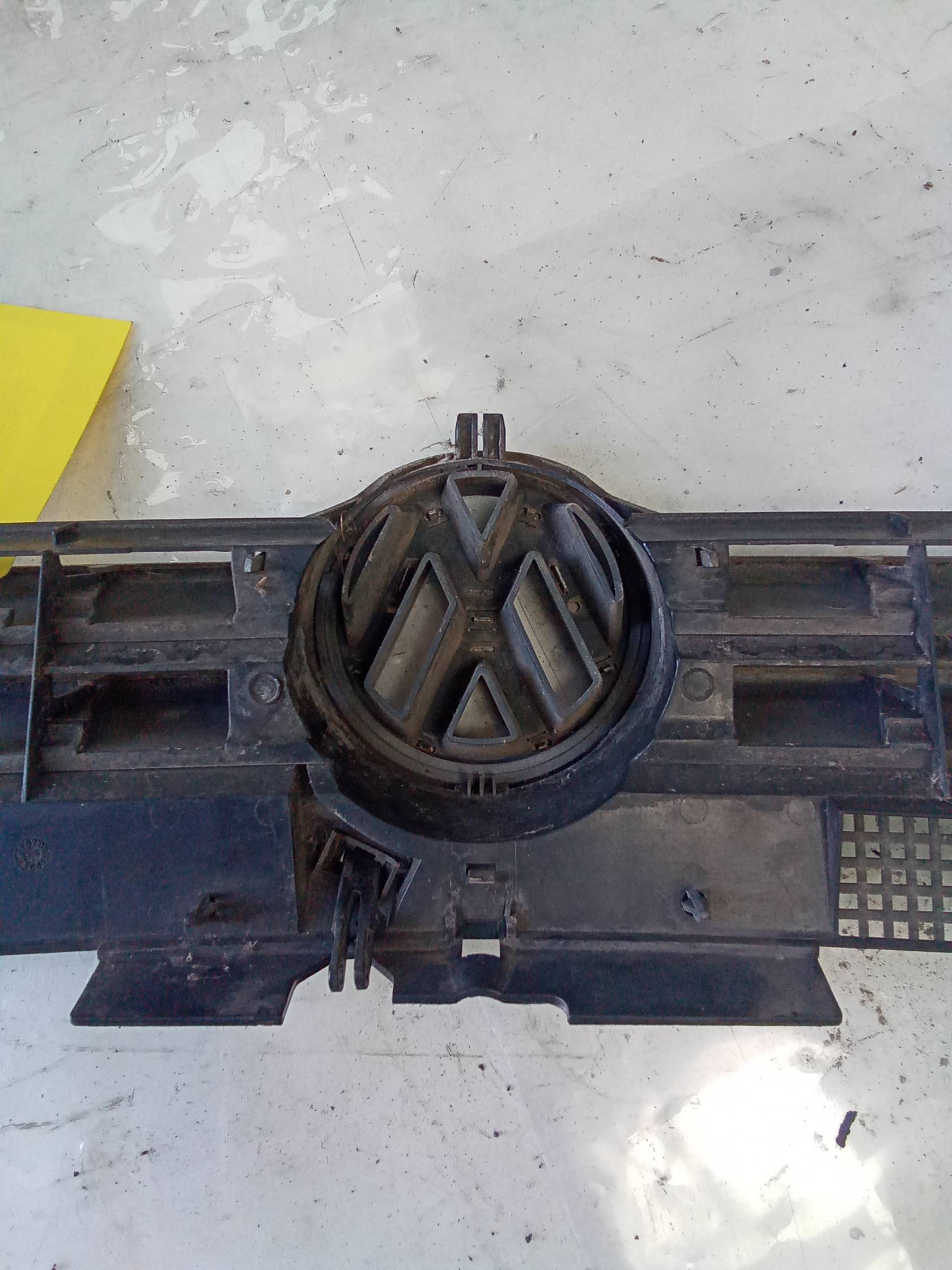 Griglia centr. paraurti ant.