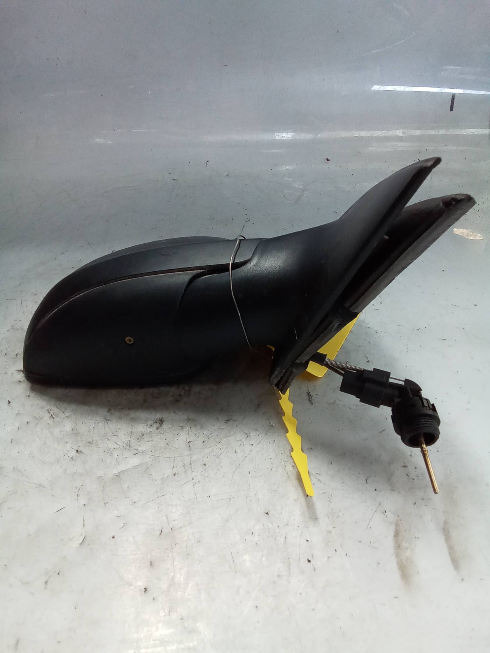 Retrovisore est. compl. dx.