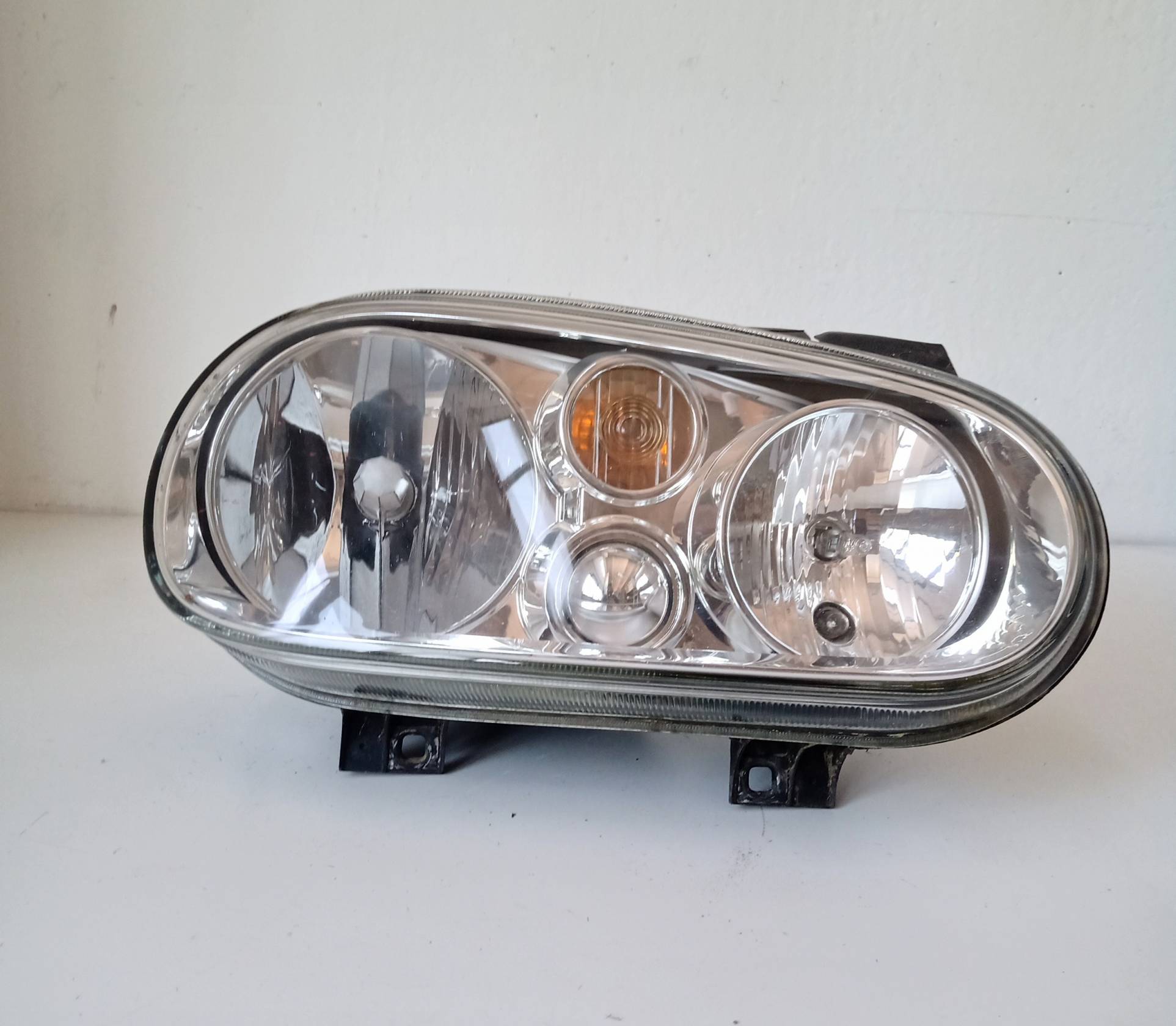 Fanale anteriore destro