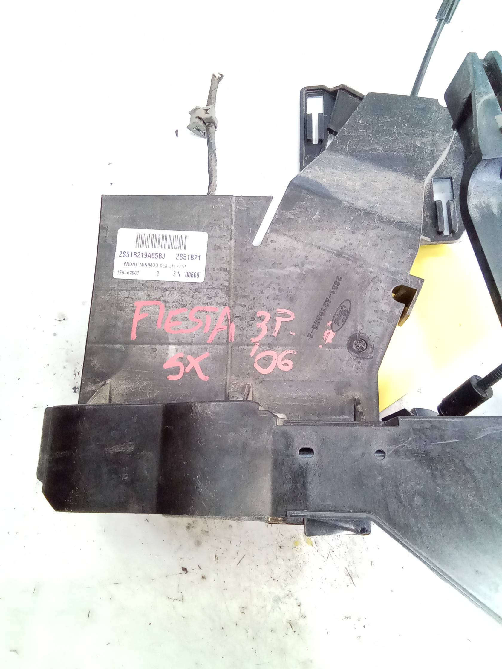 Serratura porta ant. sx.