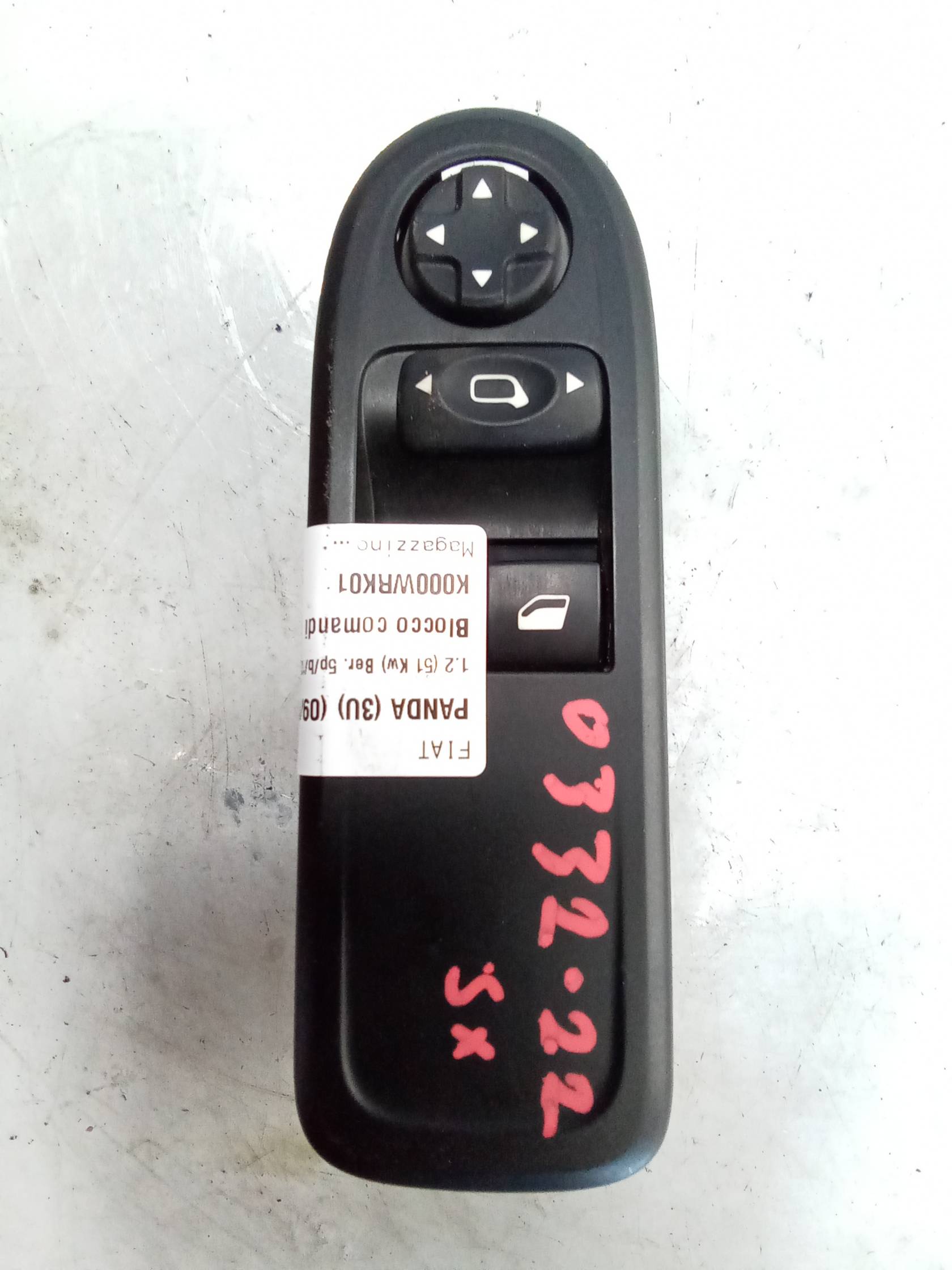 Blocco comandi alzacristalli e retrovisori est. sx.