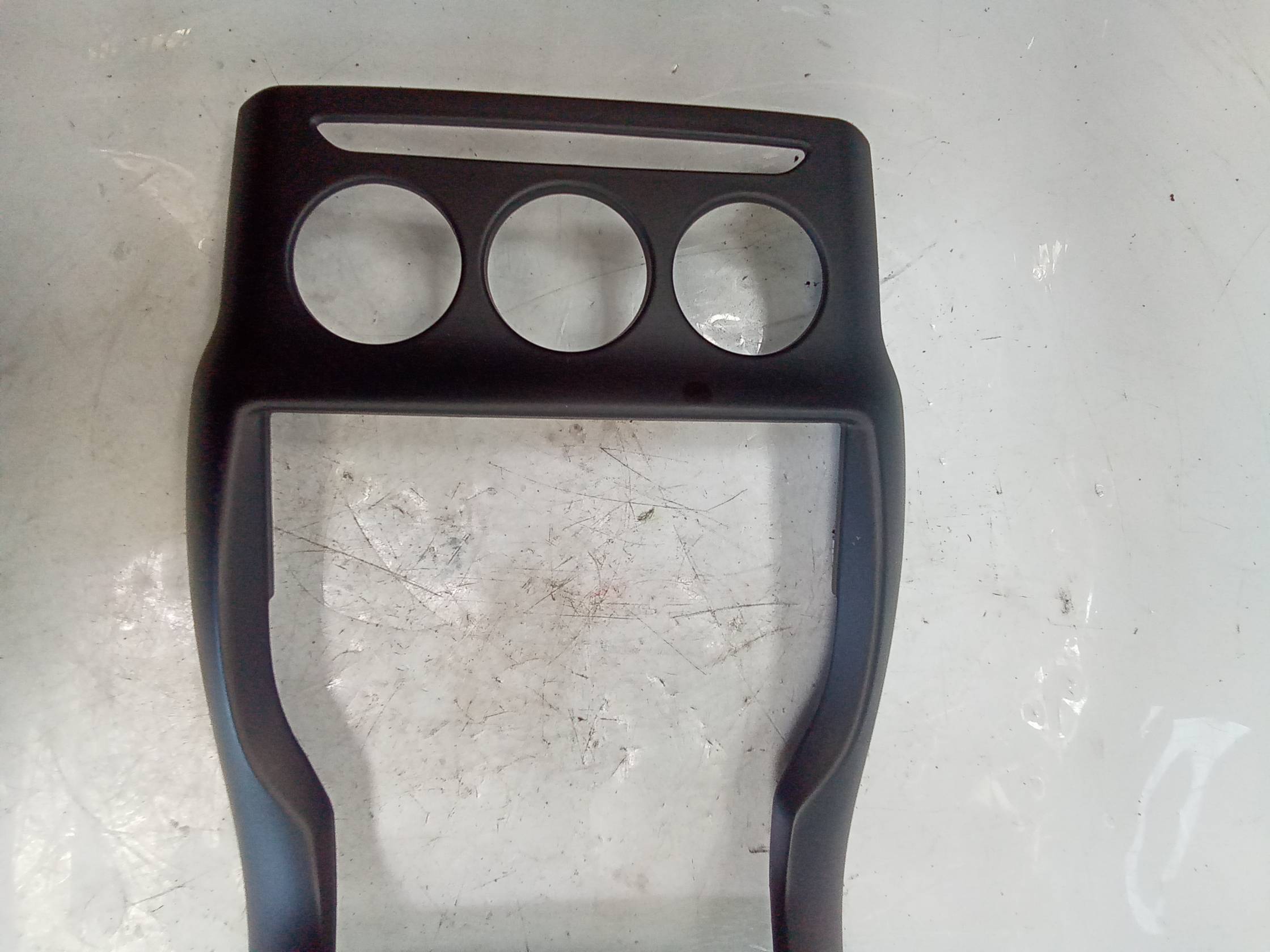 Modanatura centr. cruscotto