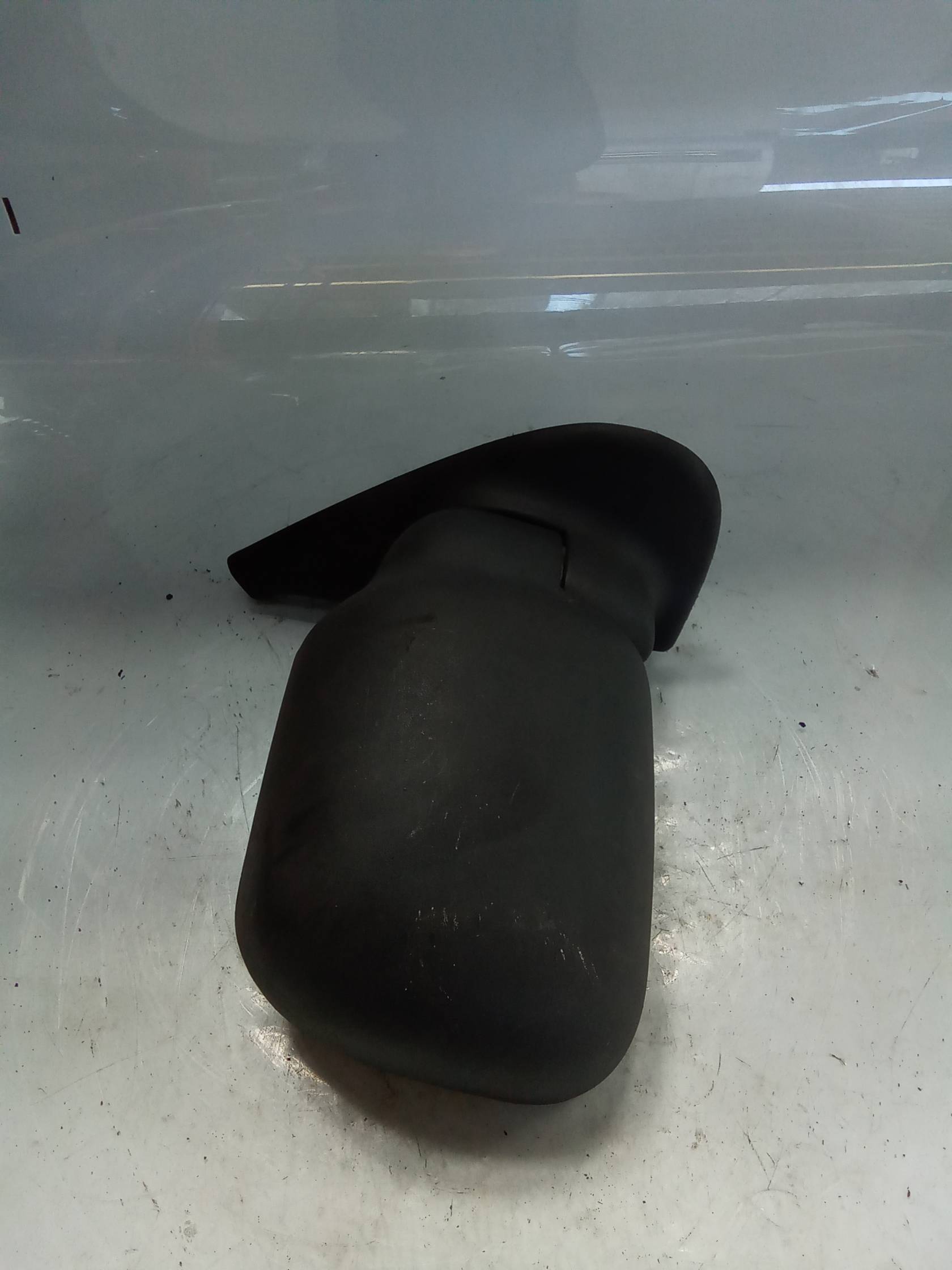 Retrovisore est. compl. dx.