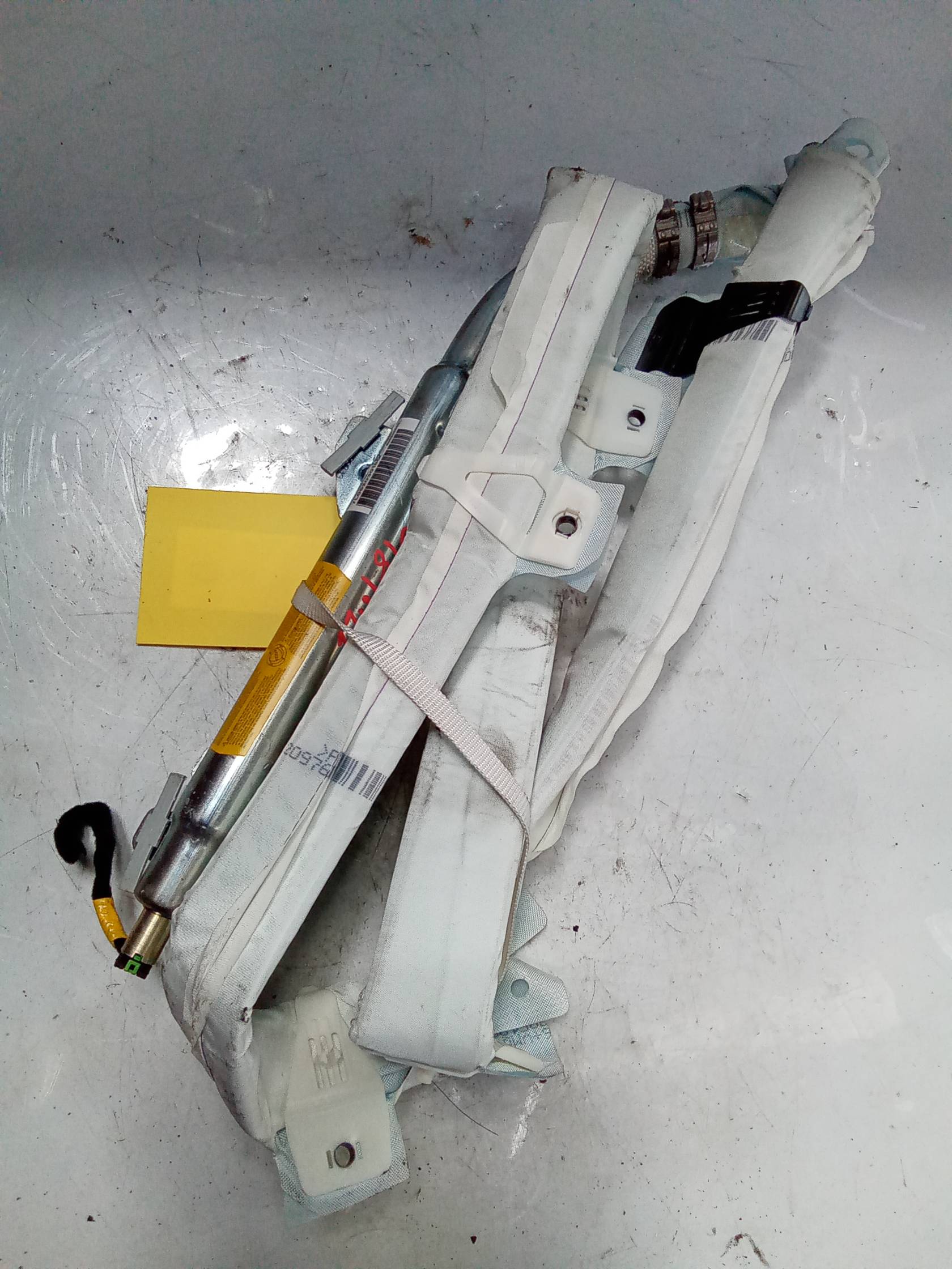 Dispositivo airbag a tendina sx.