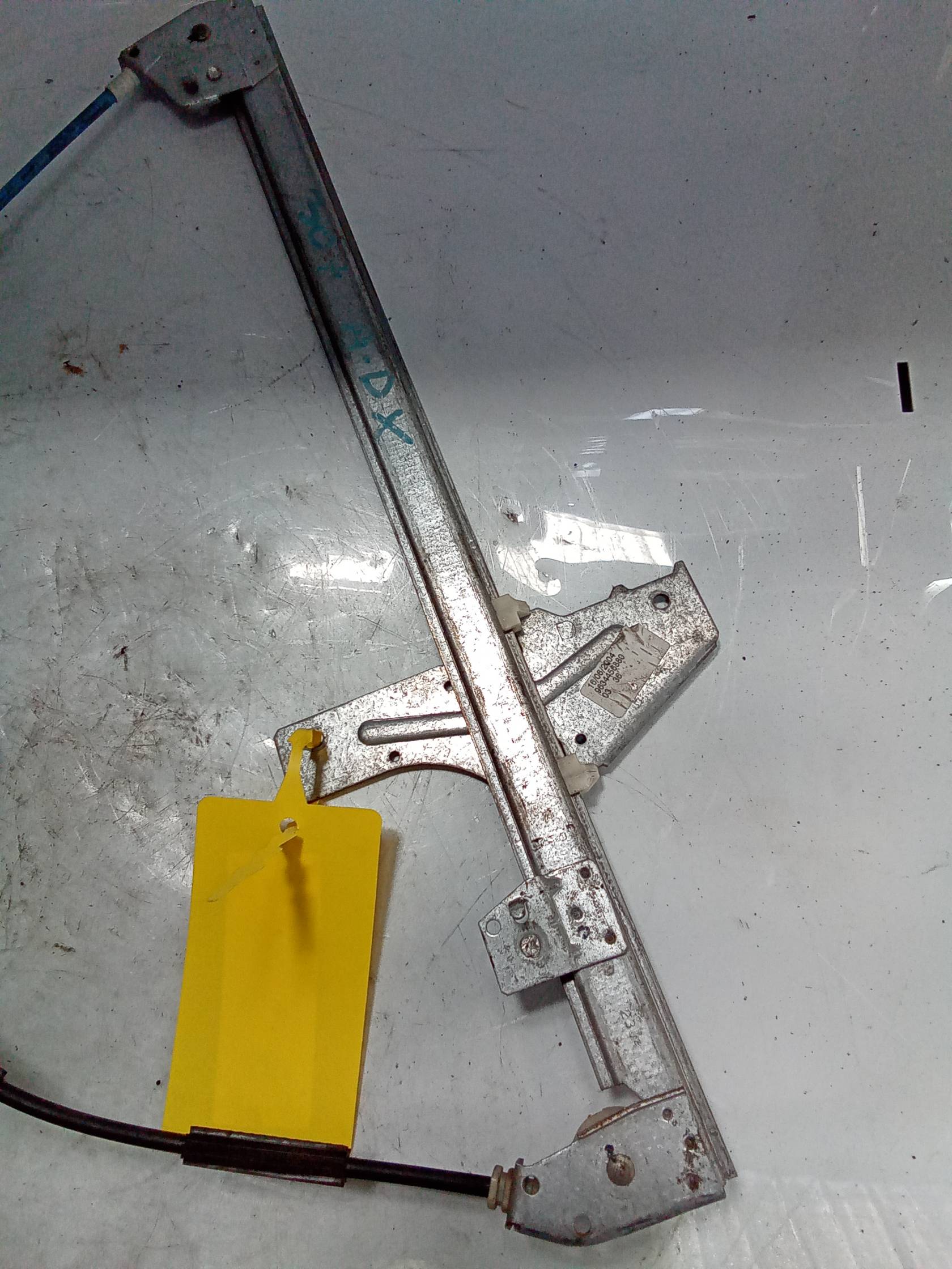 Alzacristallo elettr. porta ant. con motorino dx.