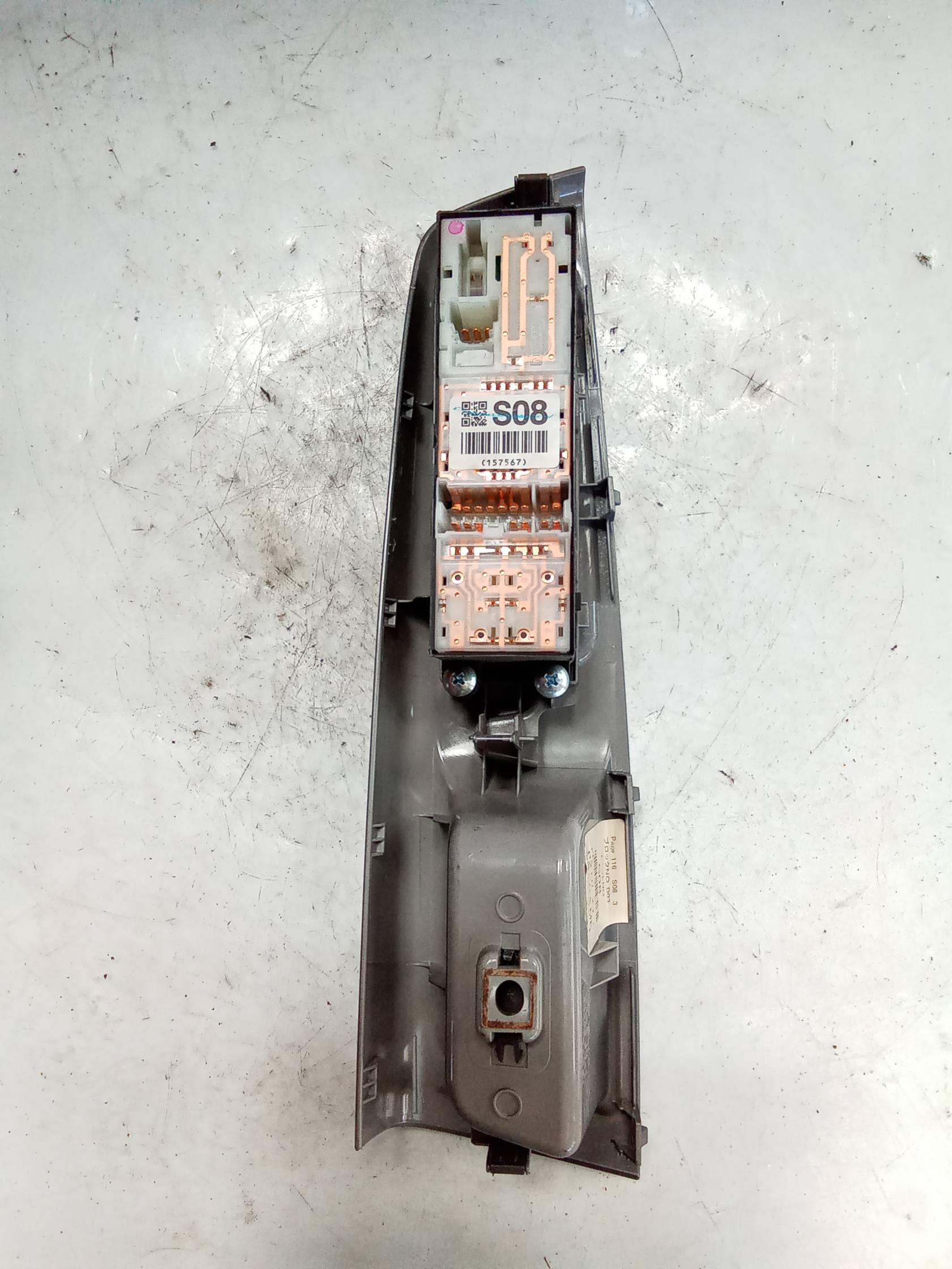 Blocco comandi alzacristalli sx.