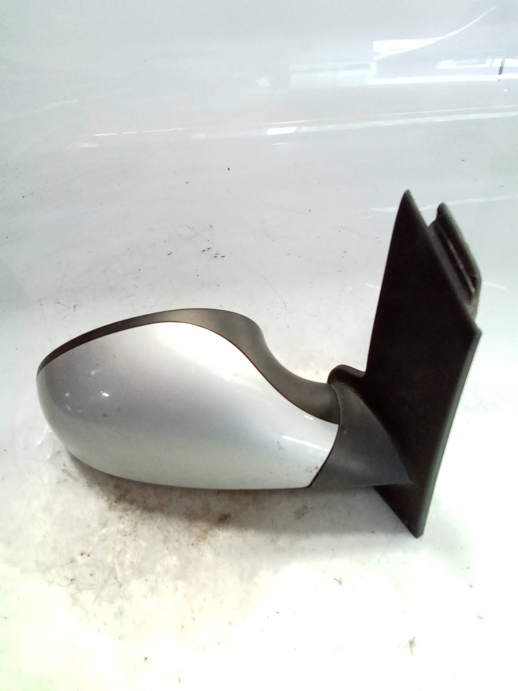 Retrovisore est. compl. dx.