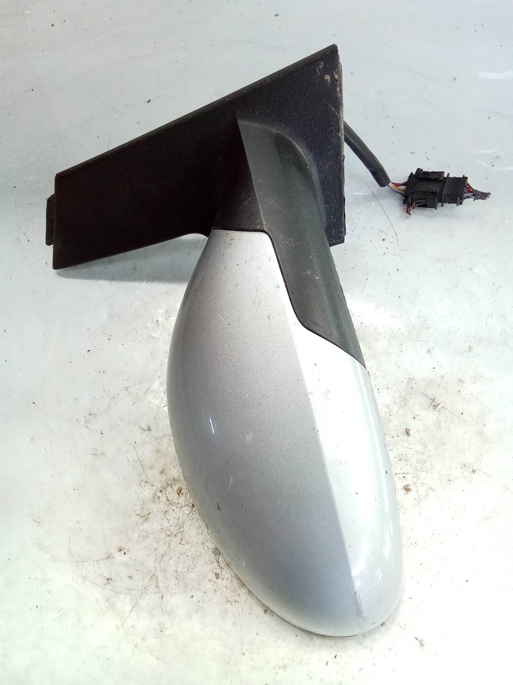 Retrovisore est. compl. dx.