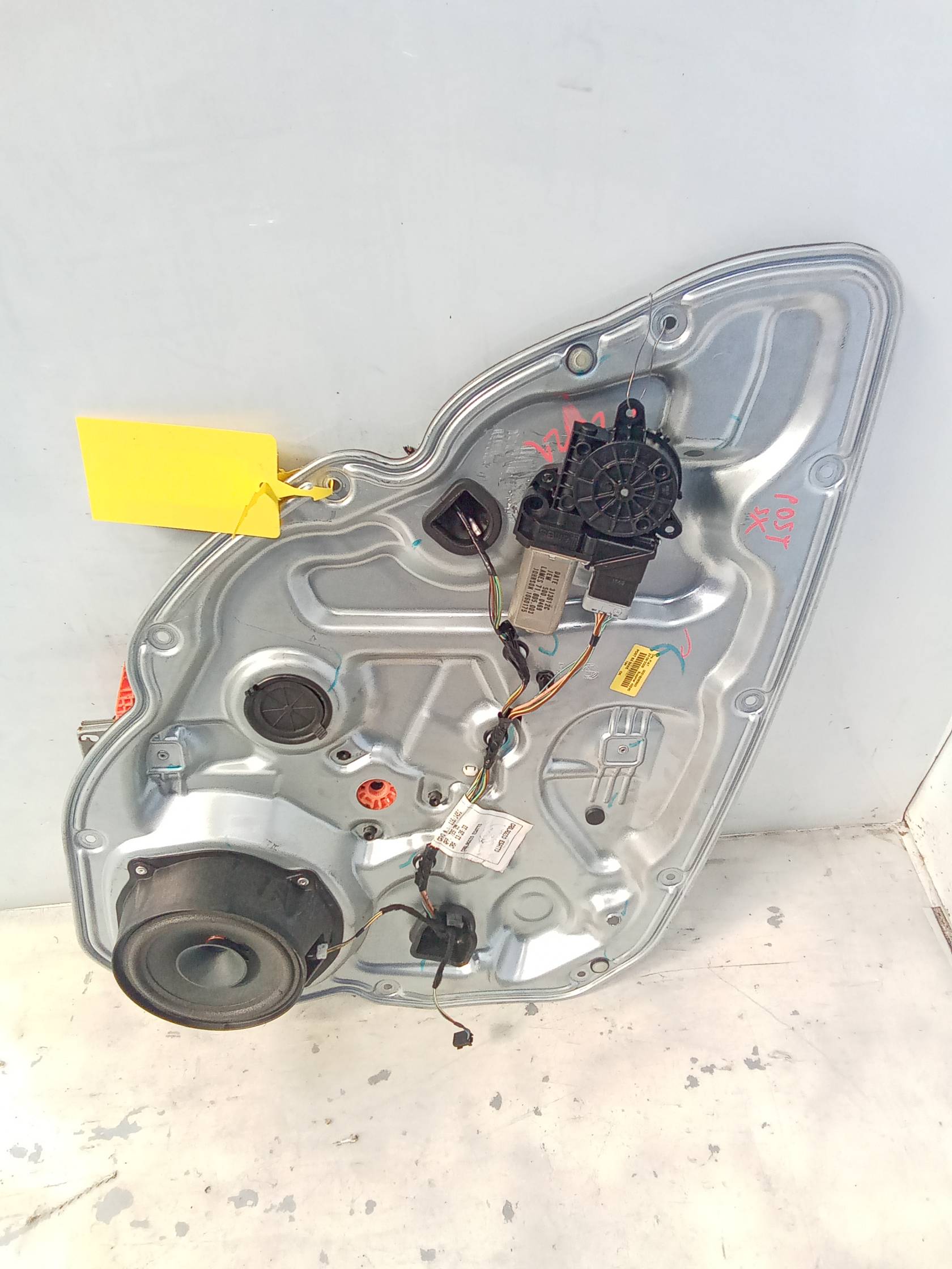 Alzacristallo elettr. porta post. con motorino sx.