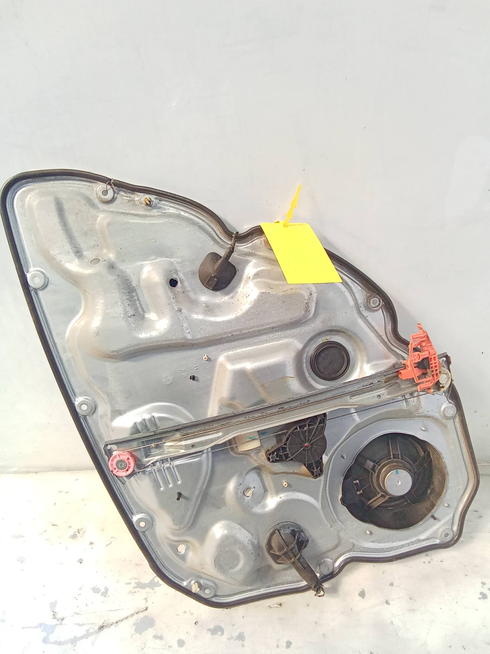 Alzacristallo elettr. porta post. con motorino sx.